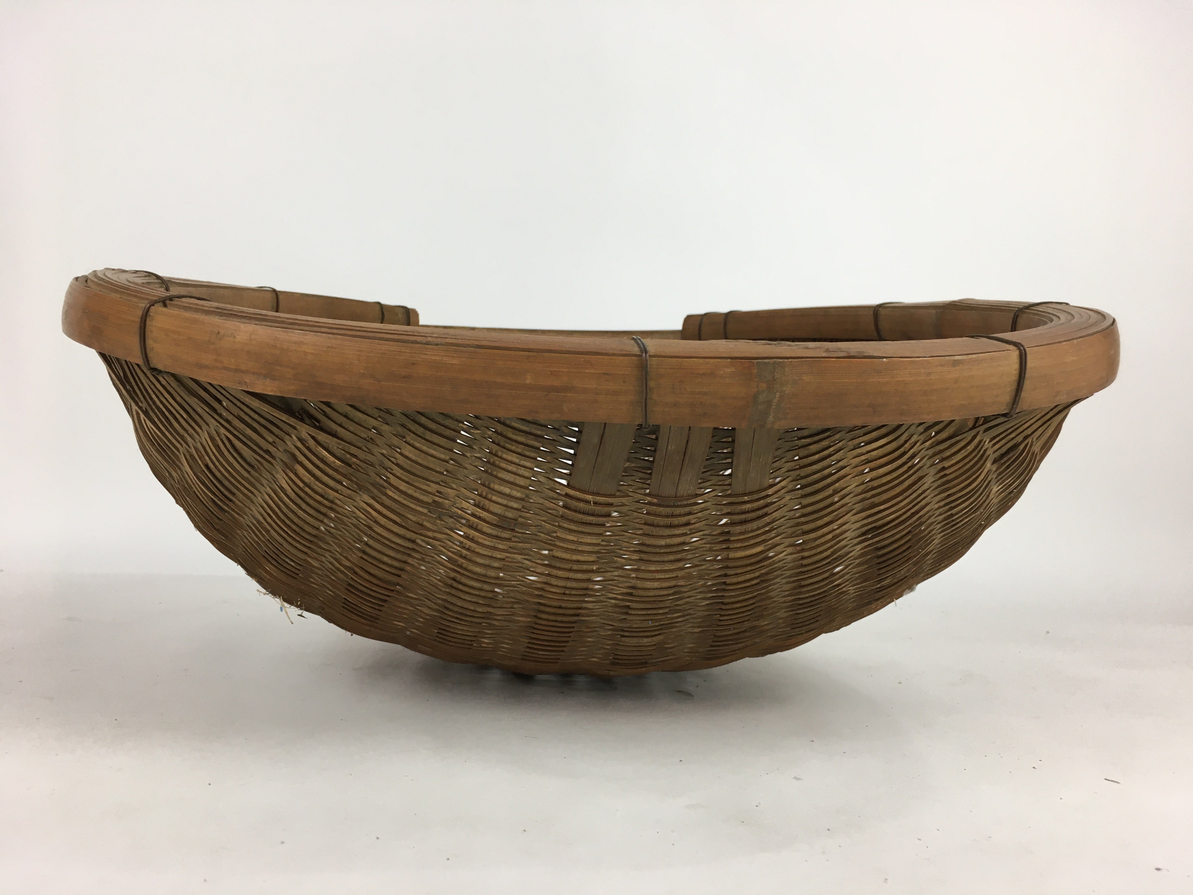 Japanese Bamboo Drying Basket Vtg Natural Kago Zaru 46.5 cm Long B187