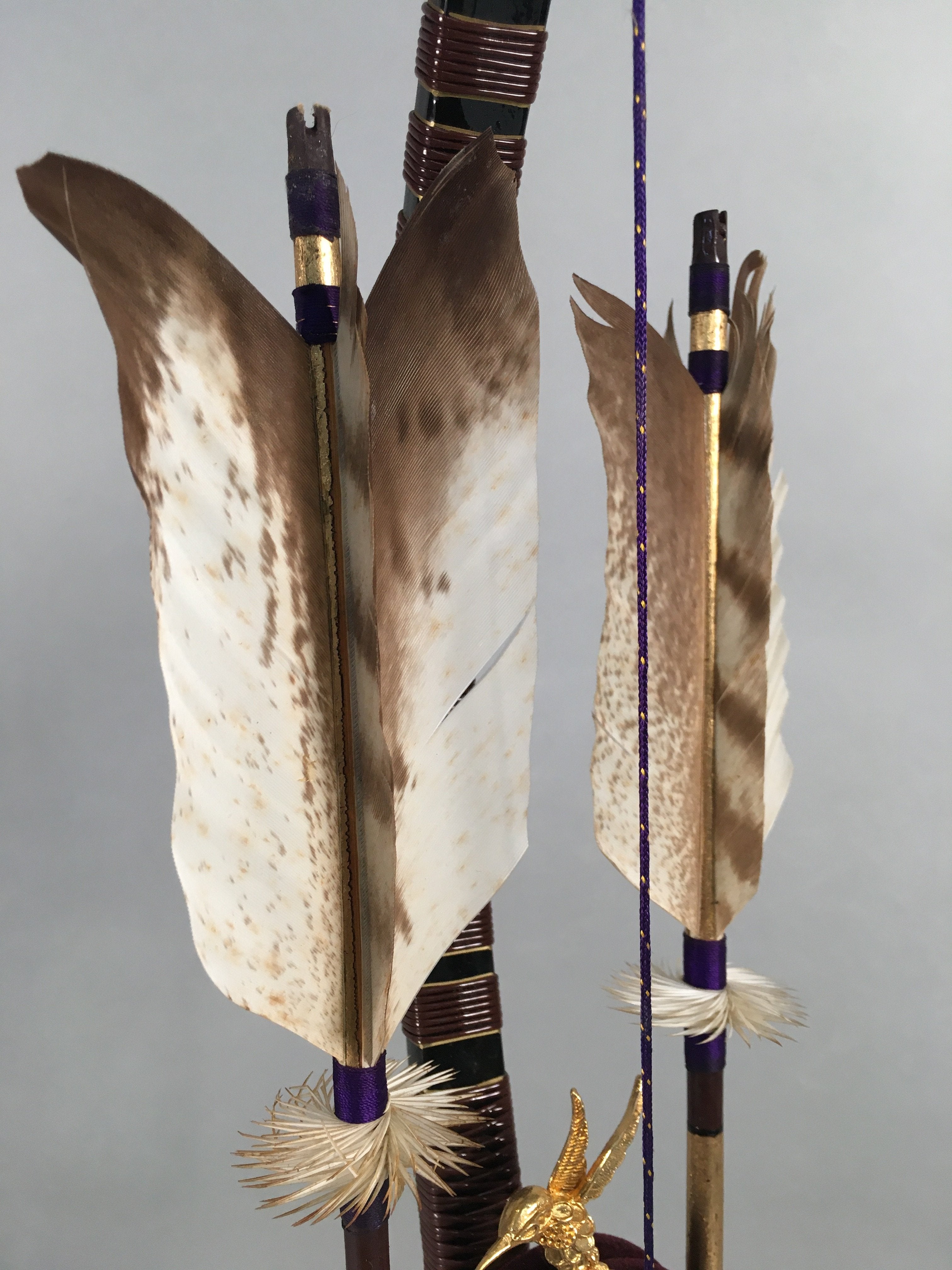 Japanese Boy's Day Bow Arrow Display Vtg Stand Wood Feather Amulet ID342