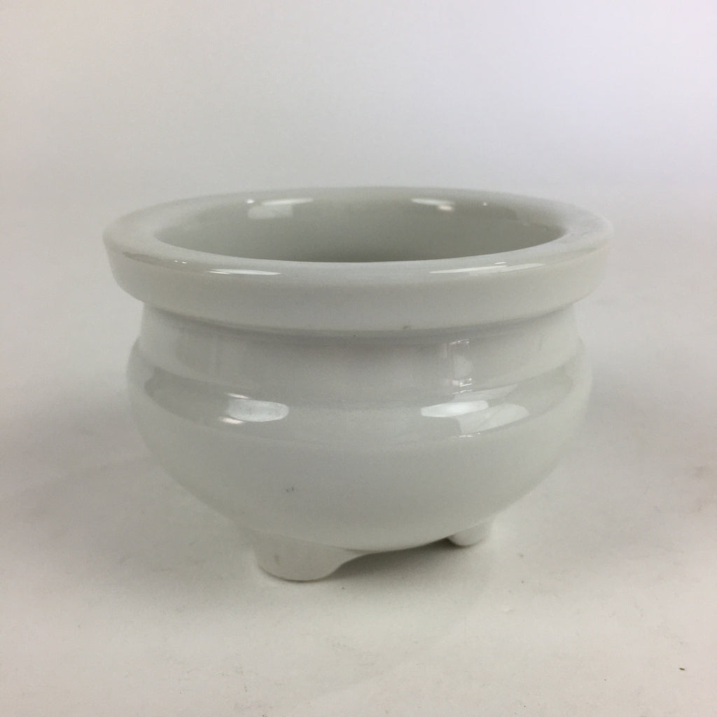 White ceramic essence burner 10 cm