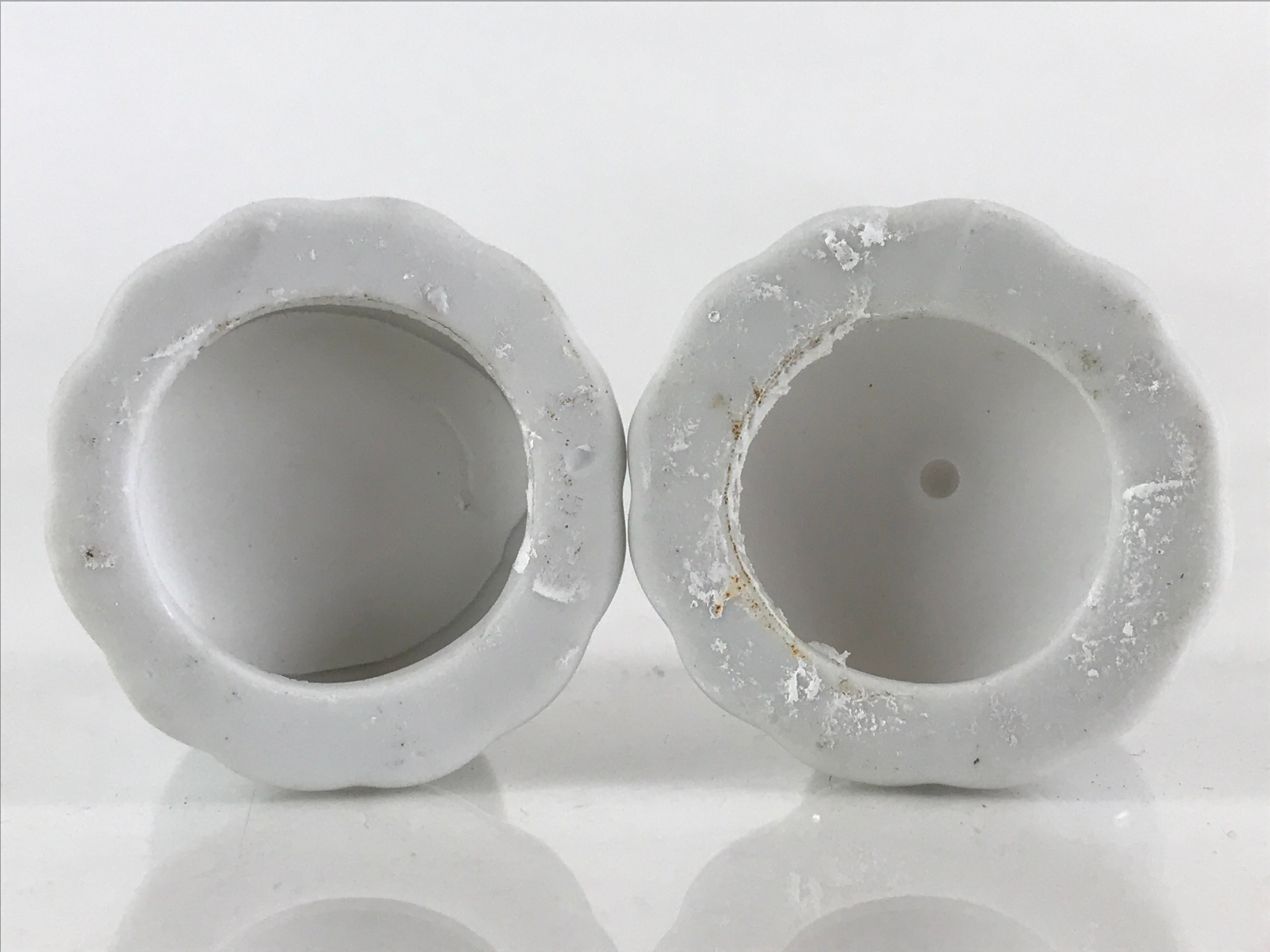 Japanese Buddhist Altar Fitting Porcelain Candle Stand Set Vtg Shokudai BU808