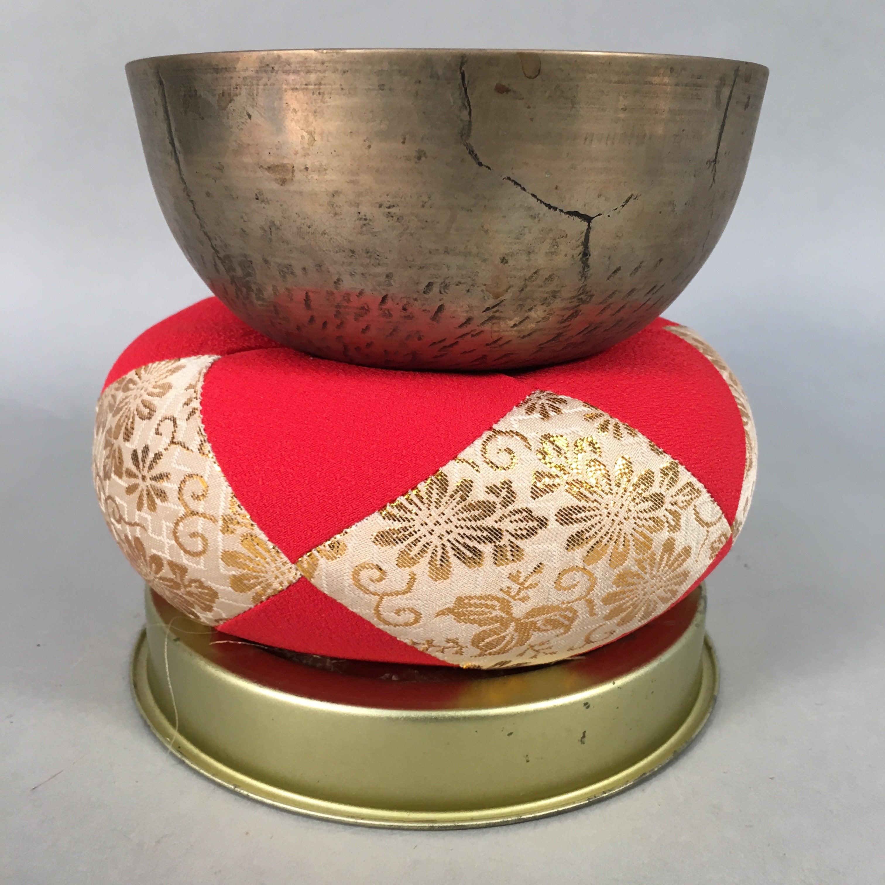 Japanese Buddhist Altar Fitting Vtg Orin Bell Singing Bowl Pillow Striker BU368