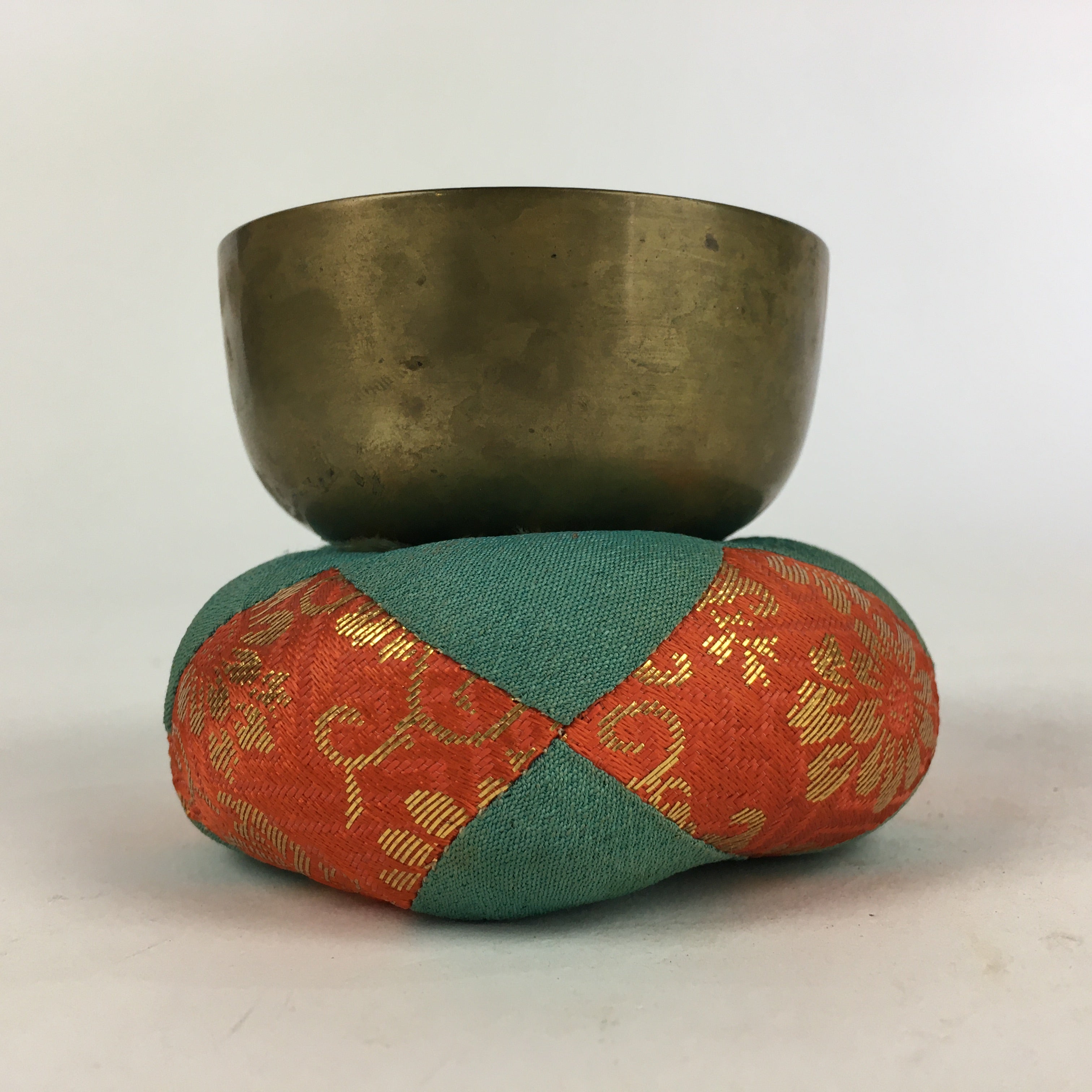 Japanese Buddhist Altar Fitting Vtg Orin Bell Singing Bowl Pillow Striker BU720