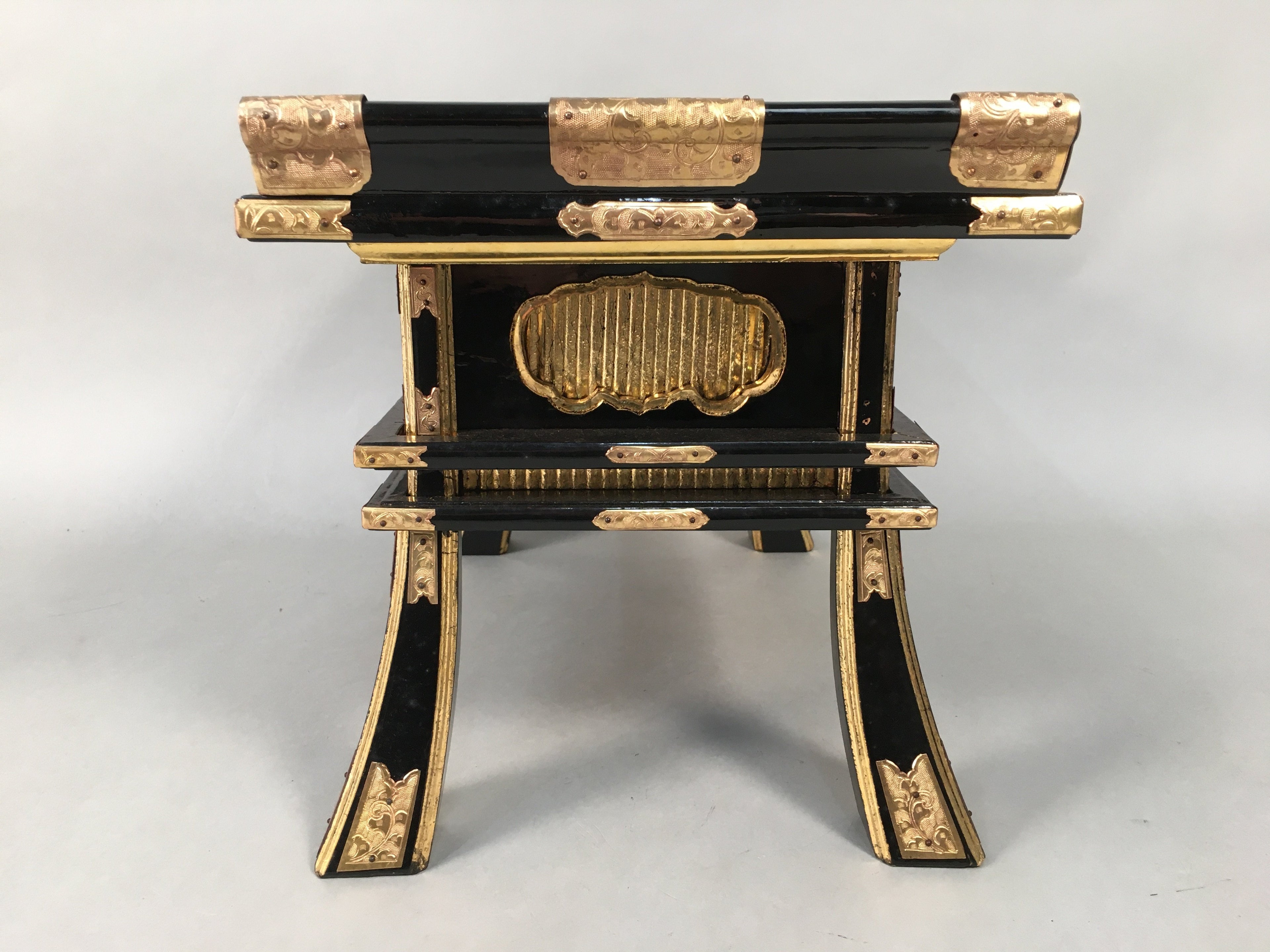 Japanese Buddhist Altar Fitting Vtg Wood Lacquer Offering Table Kyozukue BU325