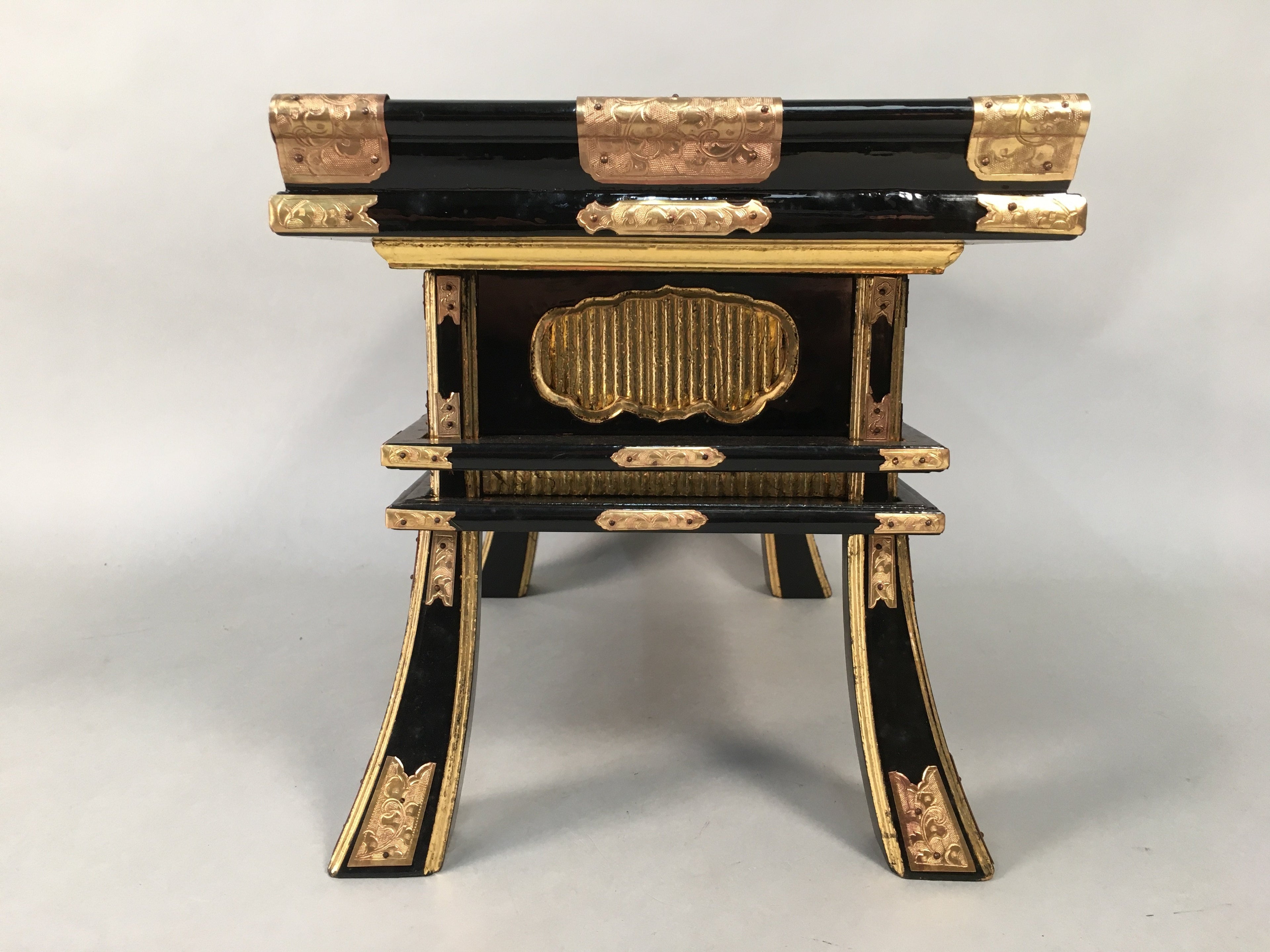 Japanese Buddhist Altar Fitting Vtg Wood Lacquer Offering Table Kyozukue BU325