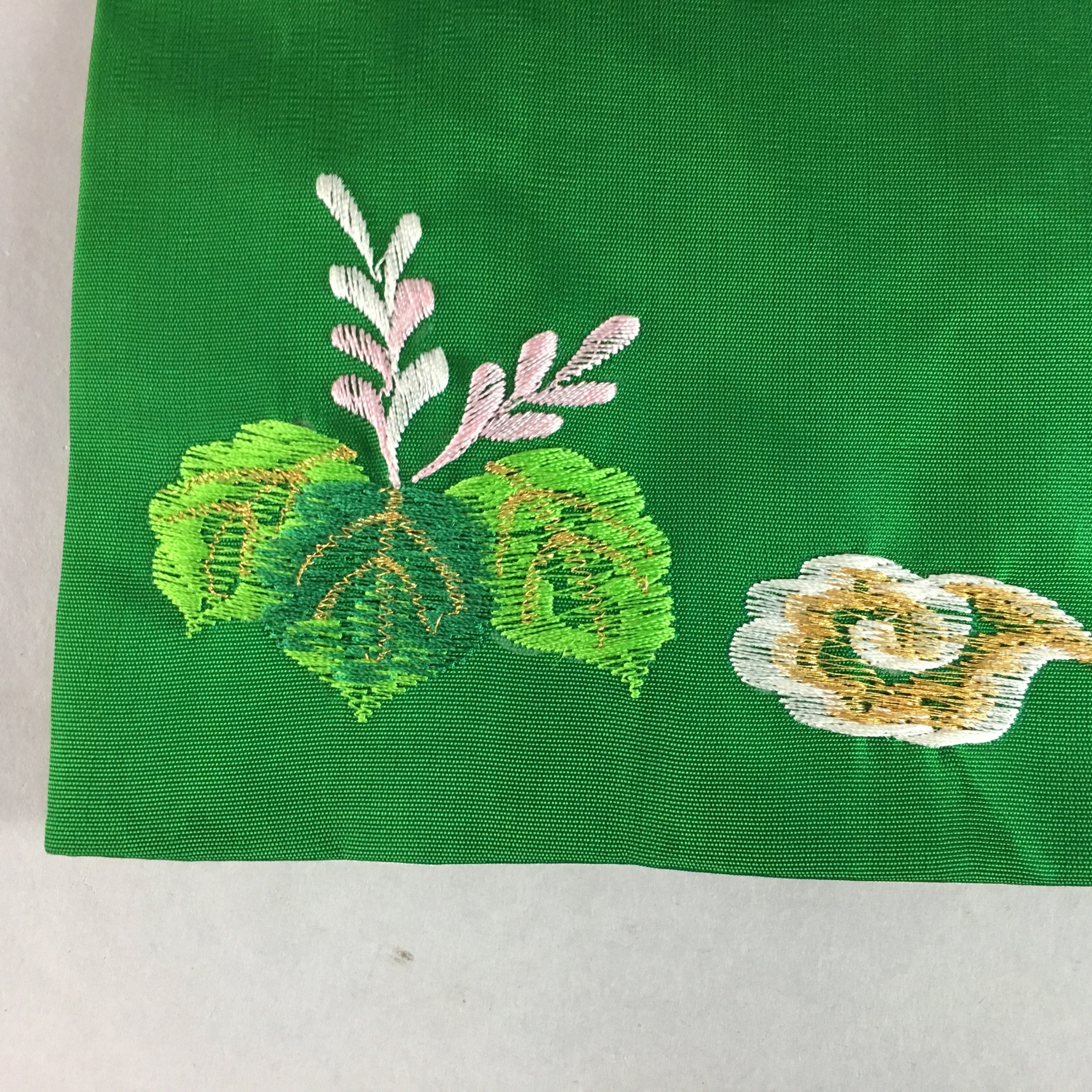 Japanese Buddhist Altar Table Cloth 31cm Uchishiki Rectangle Green Kyozukue B807