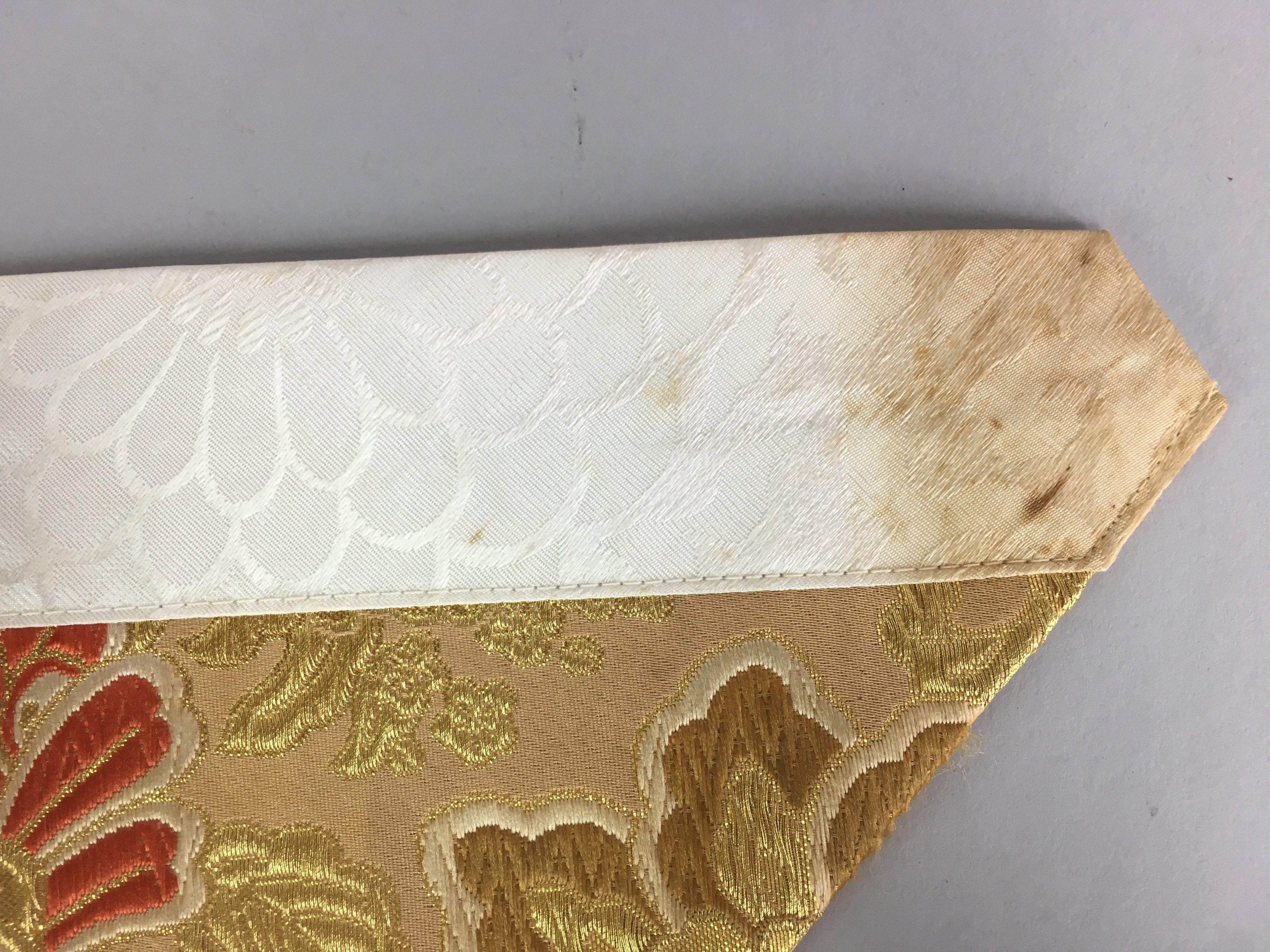 Japanese Buddhist Altar Table Cloth 33cm Uchishiki Gold Flower Kyozukue BU407