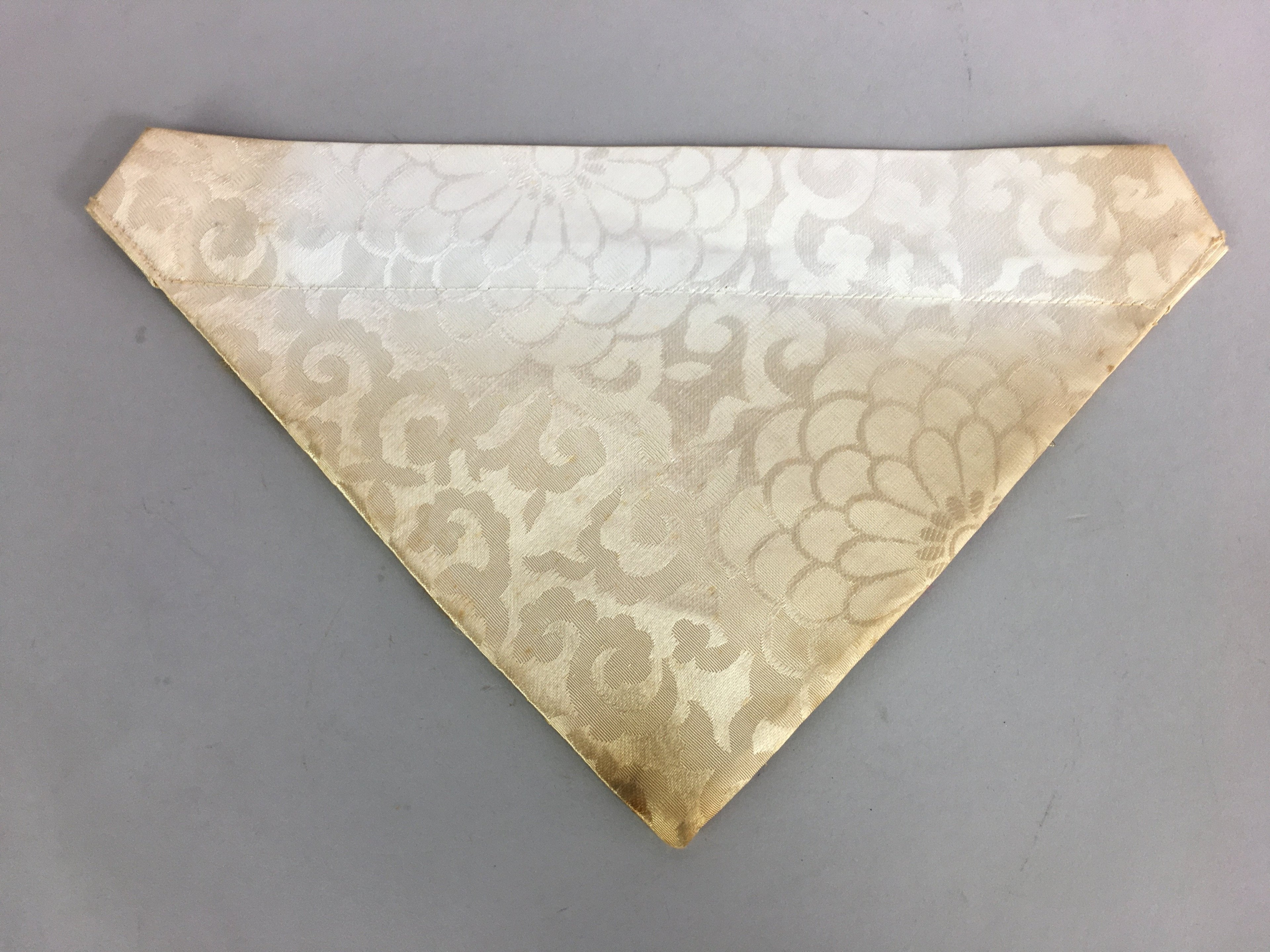 Japanese Buddhist Altar Table Cloth 33cm Uchishiki Gold Flower Kyozukue BU407