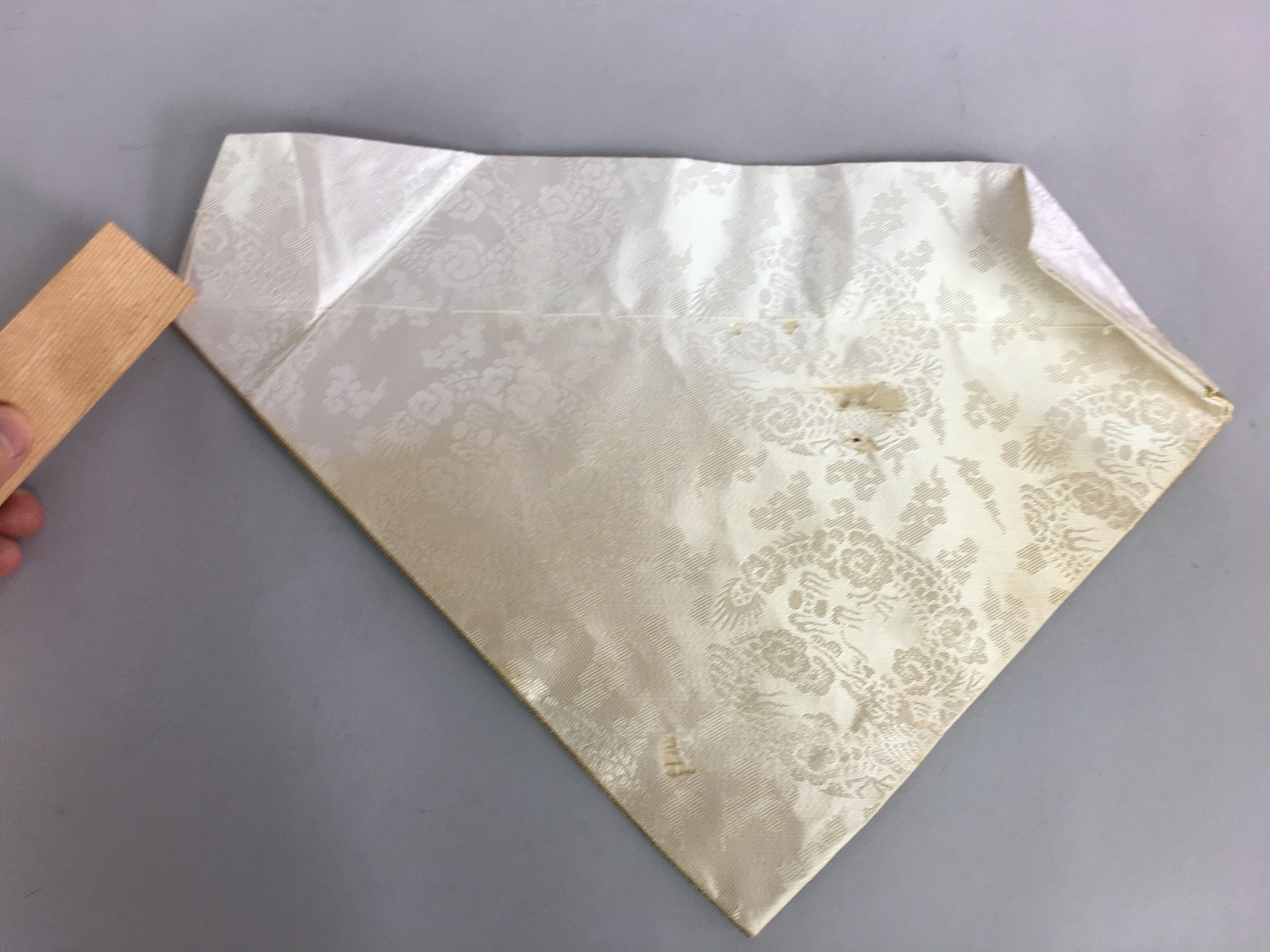 Japanese Buddhist Altar Table Cloth 41.5cm Uchishiki Gold Peacock Kyozukue BU421