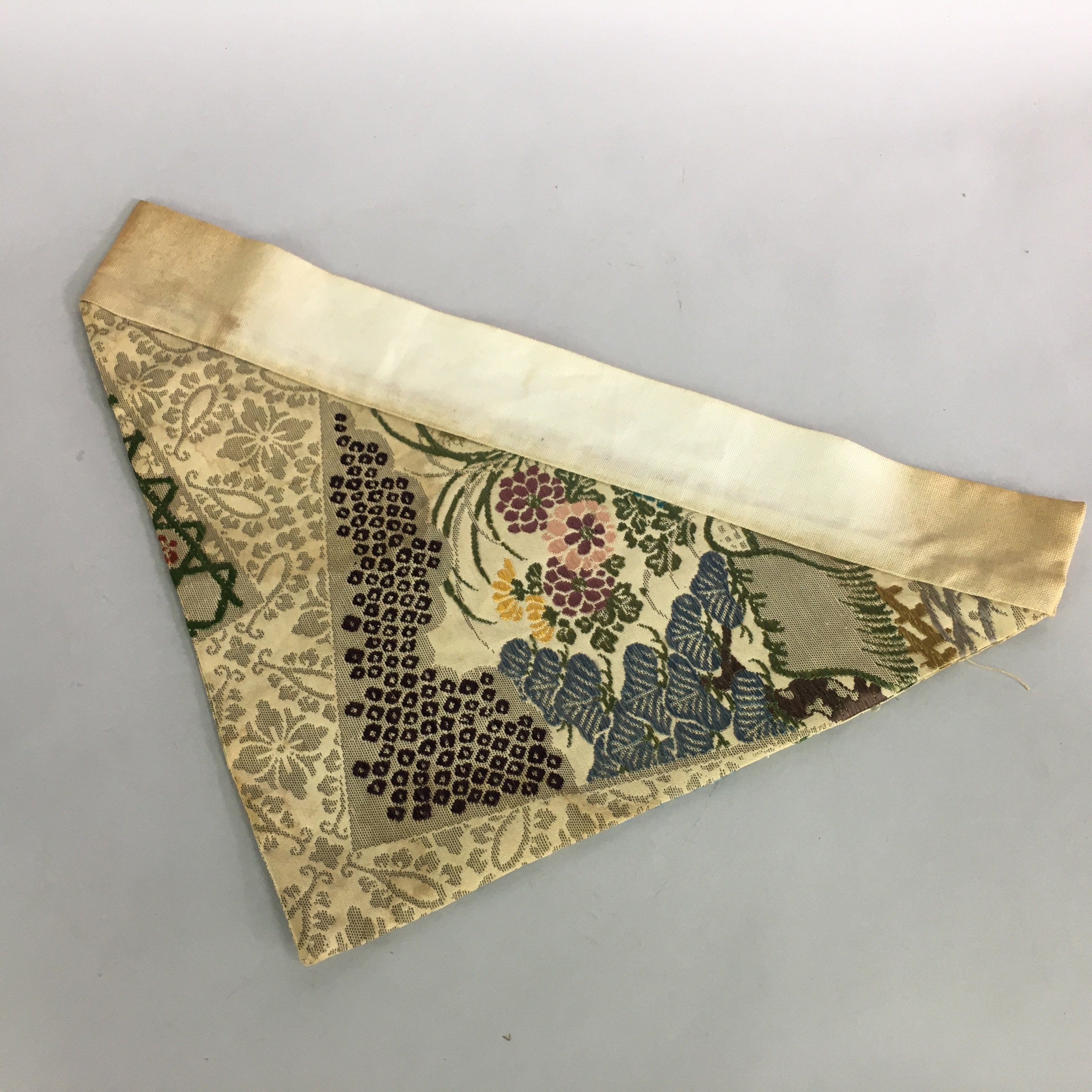 Japanese Buddhist Altar Table Cloth 42.5cm Uchishiki Flower Kyozukue BU428