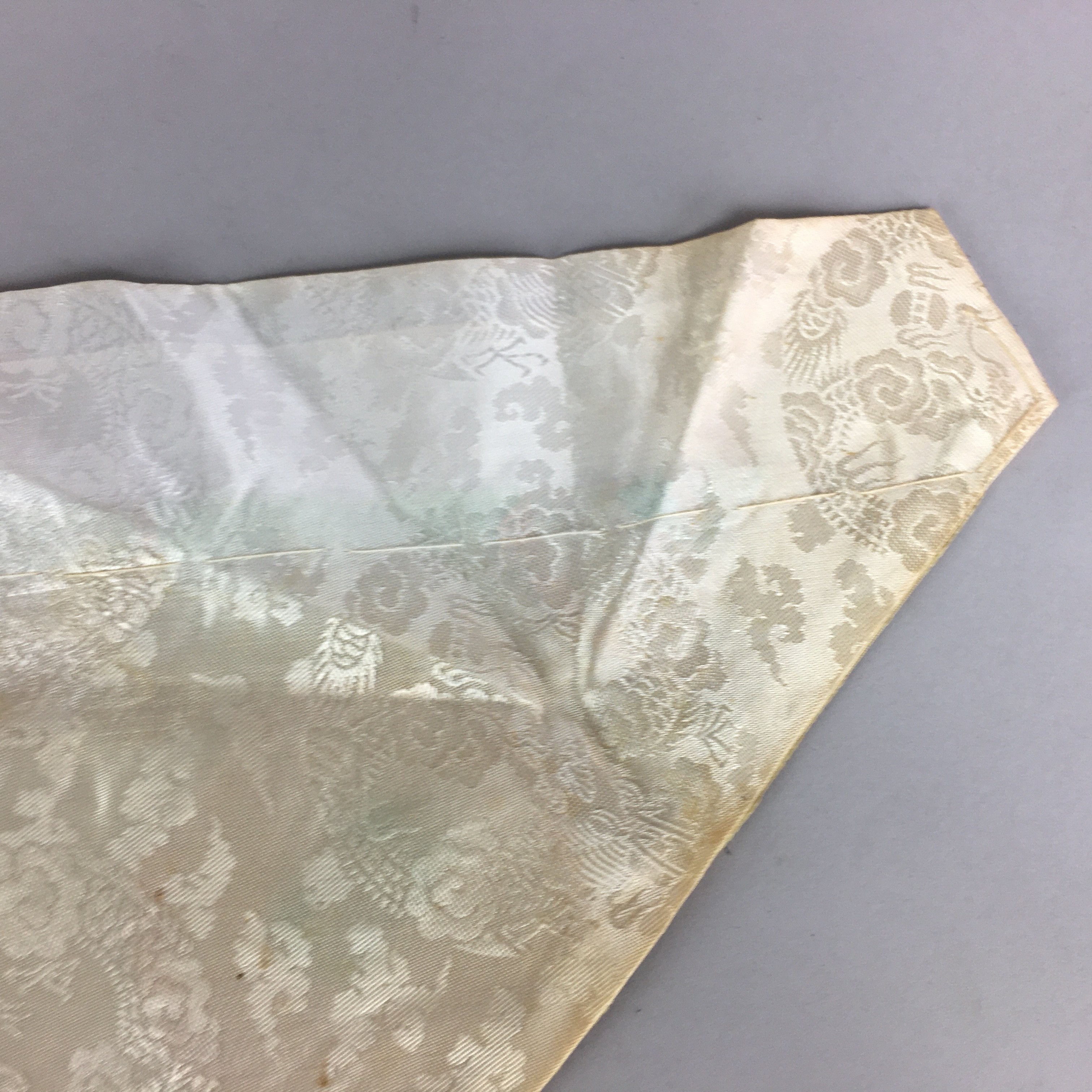 Japanese Buddhist Altar Table Cloth 46cm Uchishiki Gold Flower Kyozukue BU419