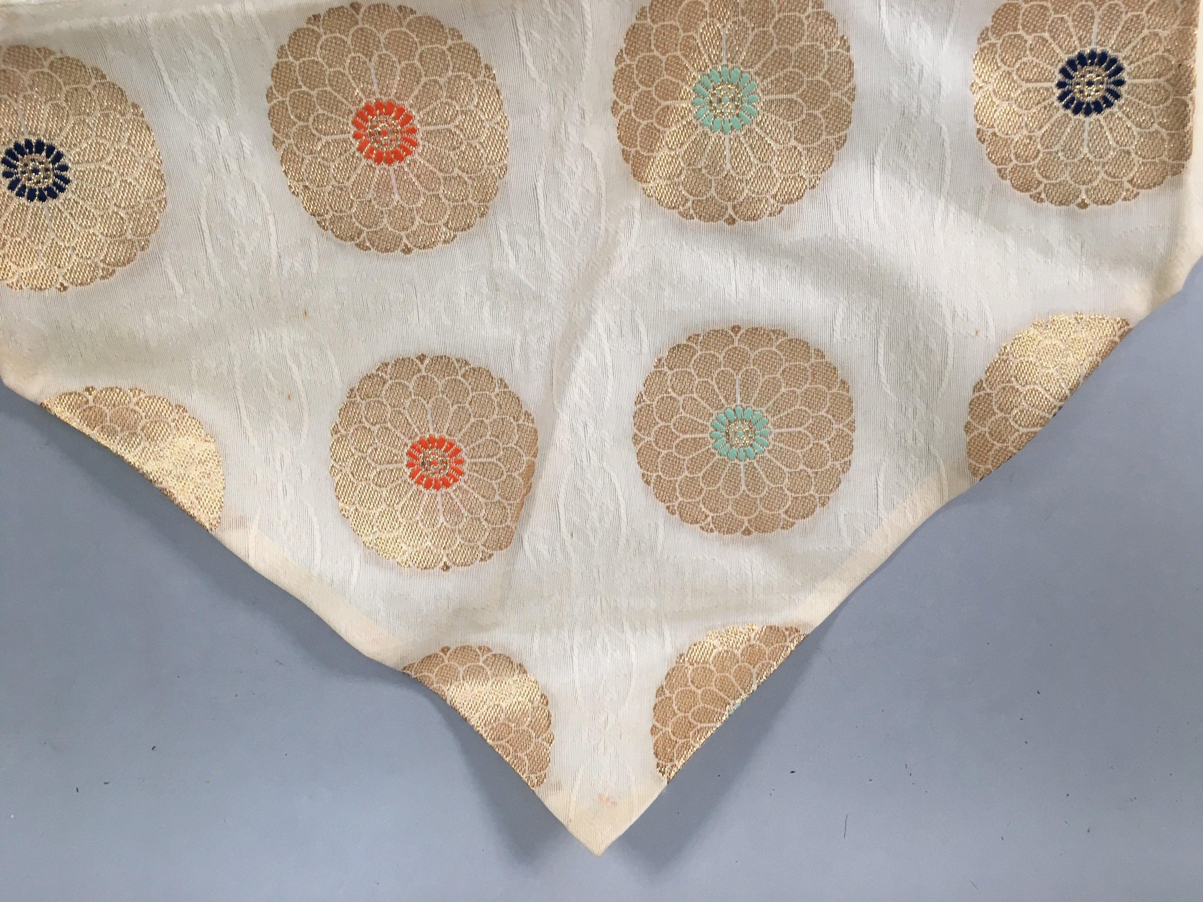 Japanese Buddhist Altar Table Cloth 67.5cm Uchishiki Gold Floral Kyozukue BU217