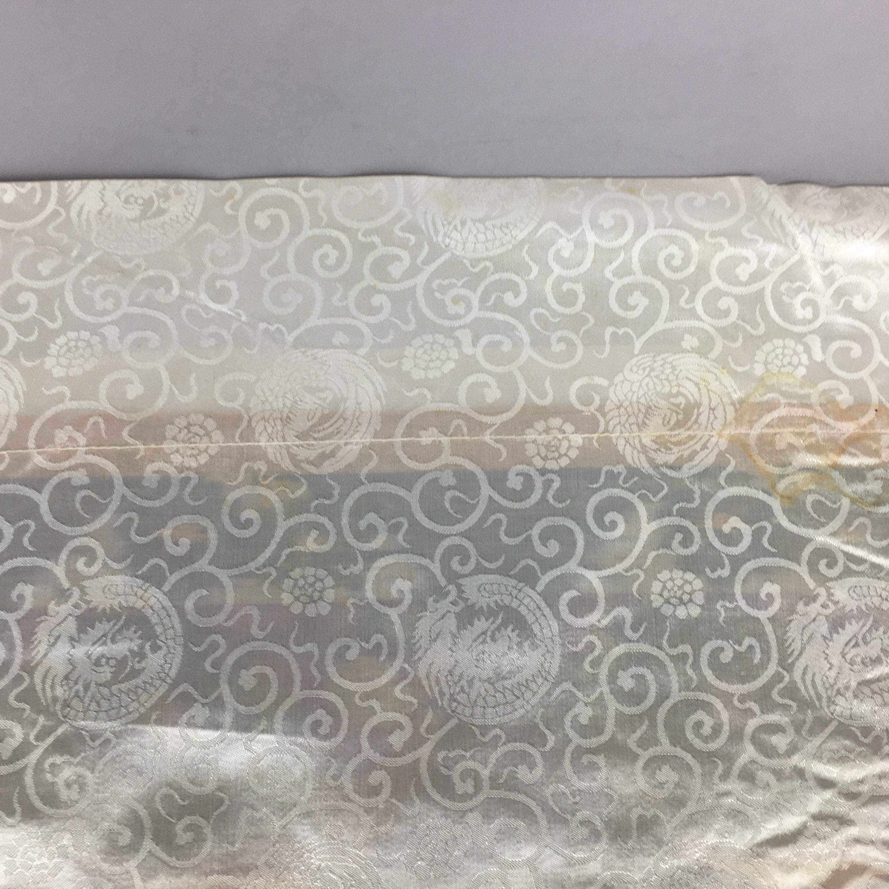 Japanese Buddhist Altar Table Cloth 69.5cm Uchishiki Gold Floral Kyozukue BU399