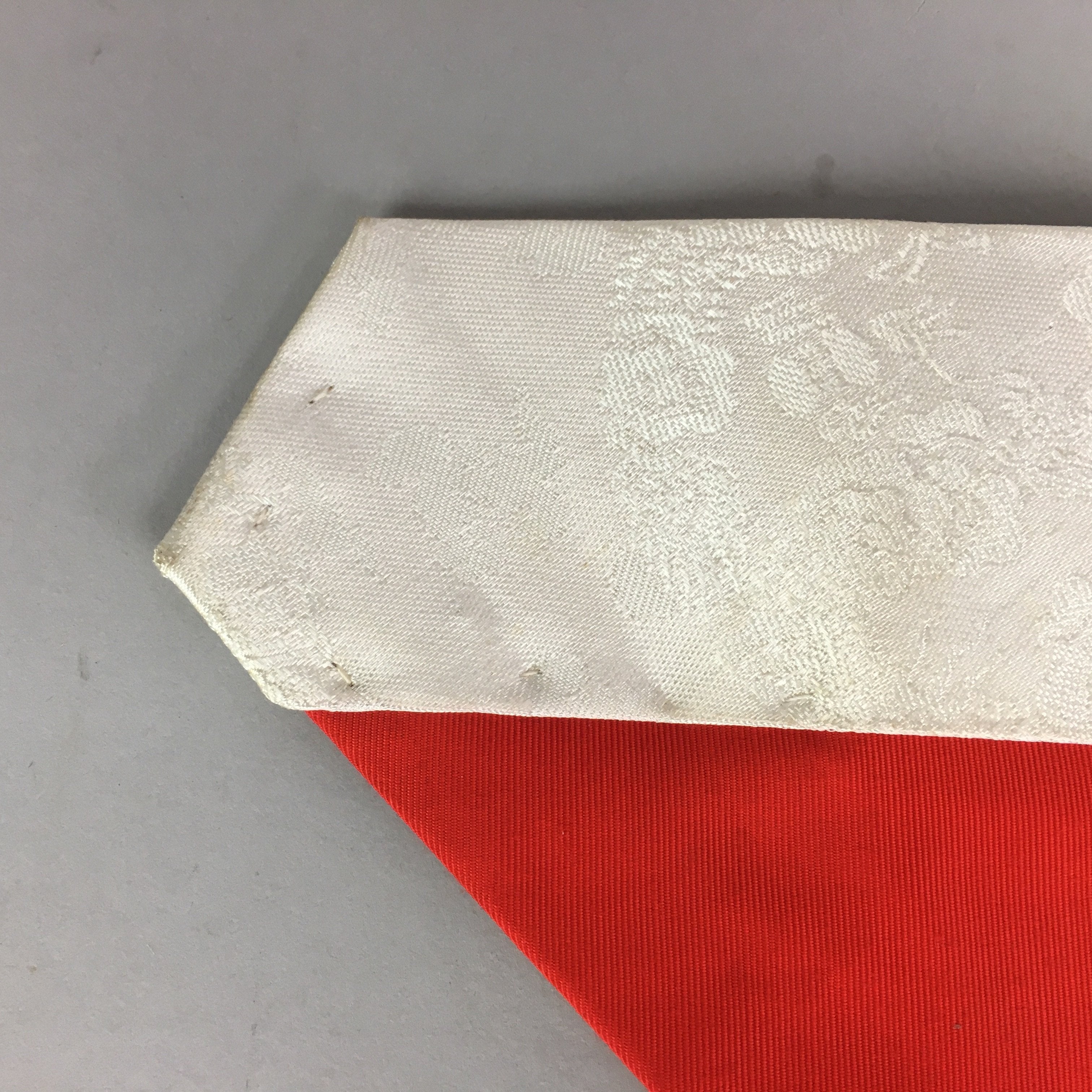 Japanese Buddhist Altar Table Cloth Vtg 31cm Uchishiki Red Kyozukue BU422