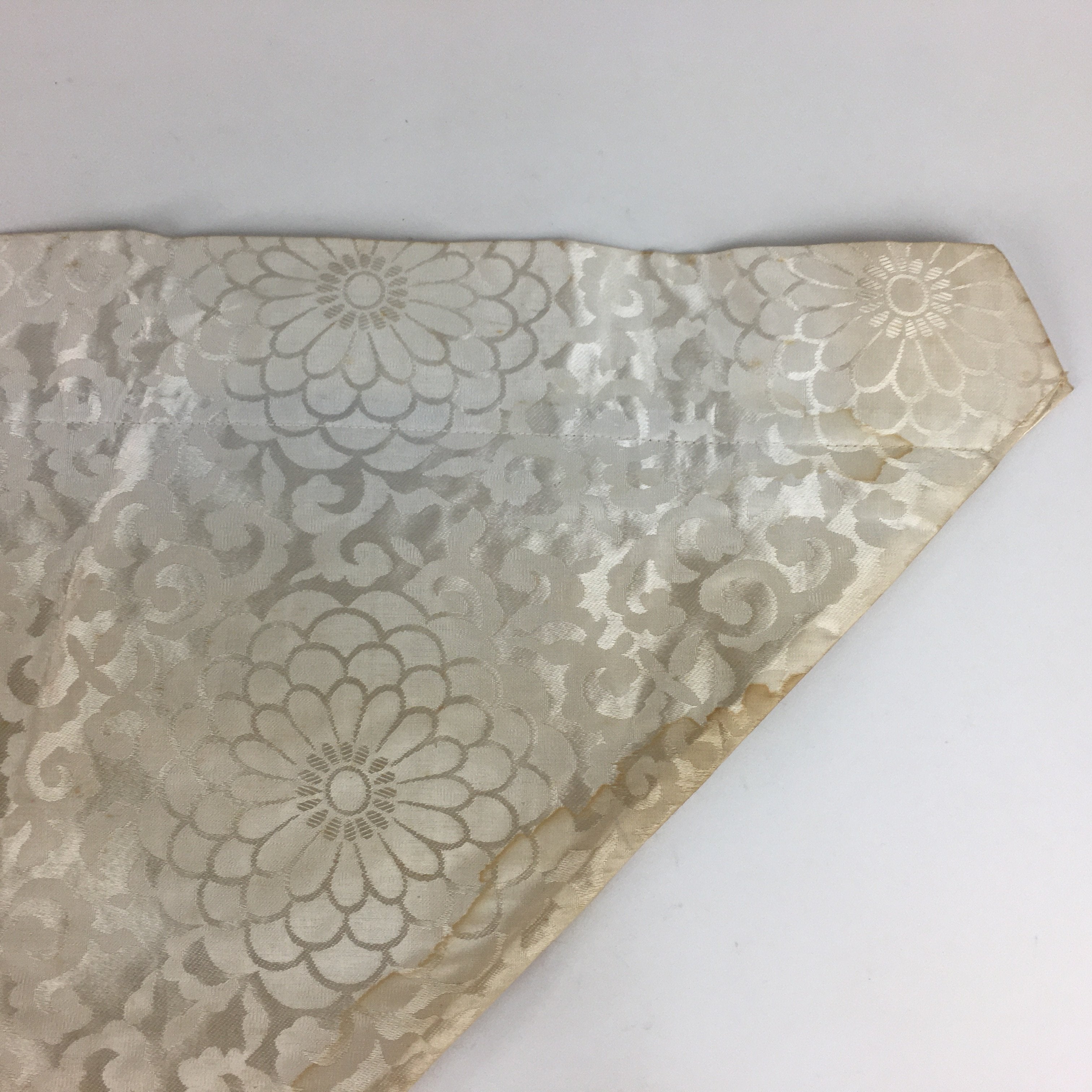 Japanese Buddhist Altar Table Cloth Vtg Uchishiki Gold Red Kyozukue BU457