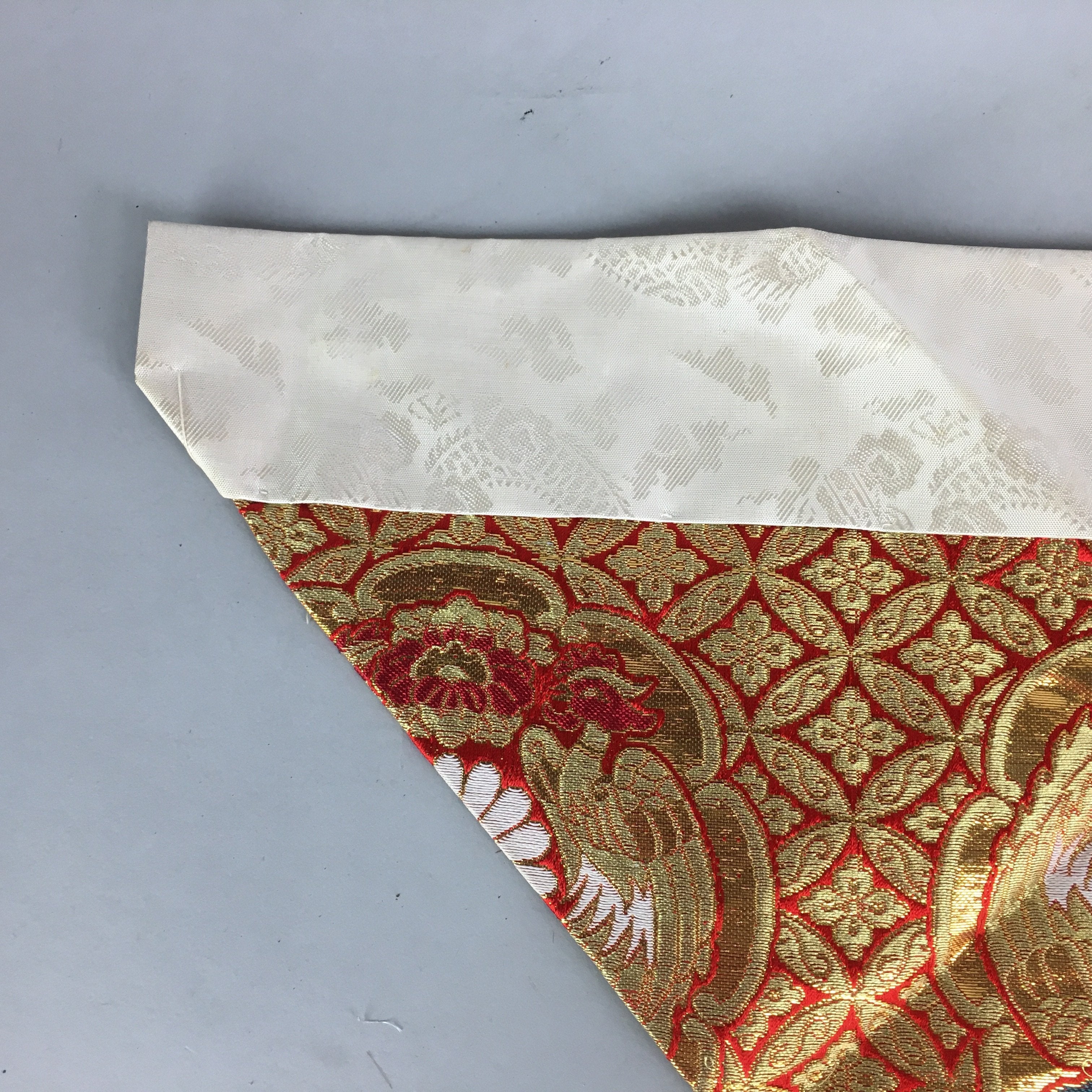 Japanese Buddhist Altar Table Cloth Vtg Uchishiki Gold RedMaejoku BU430