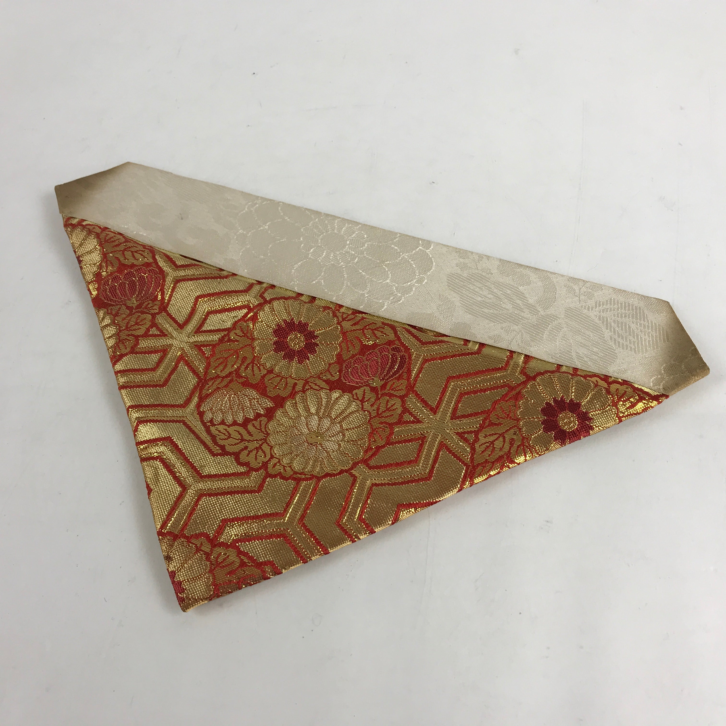 Japanese Buddhist Altar Tablecloth Uchishiki Vtg Triangle Uwajoku Maejyoku BU848