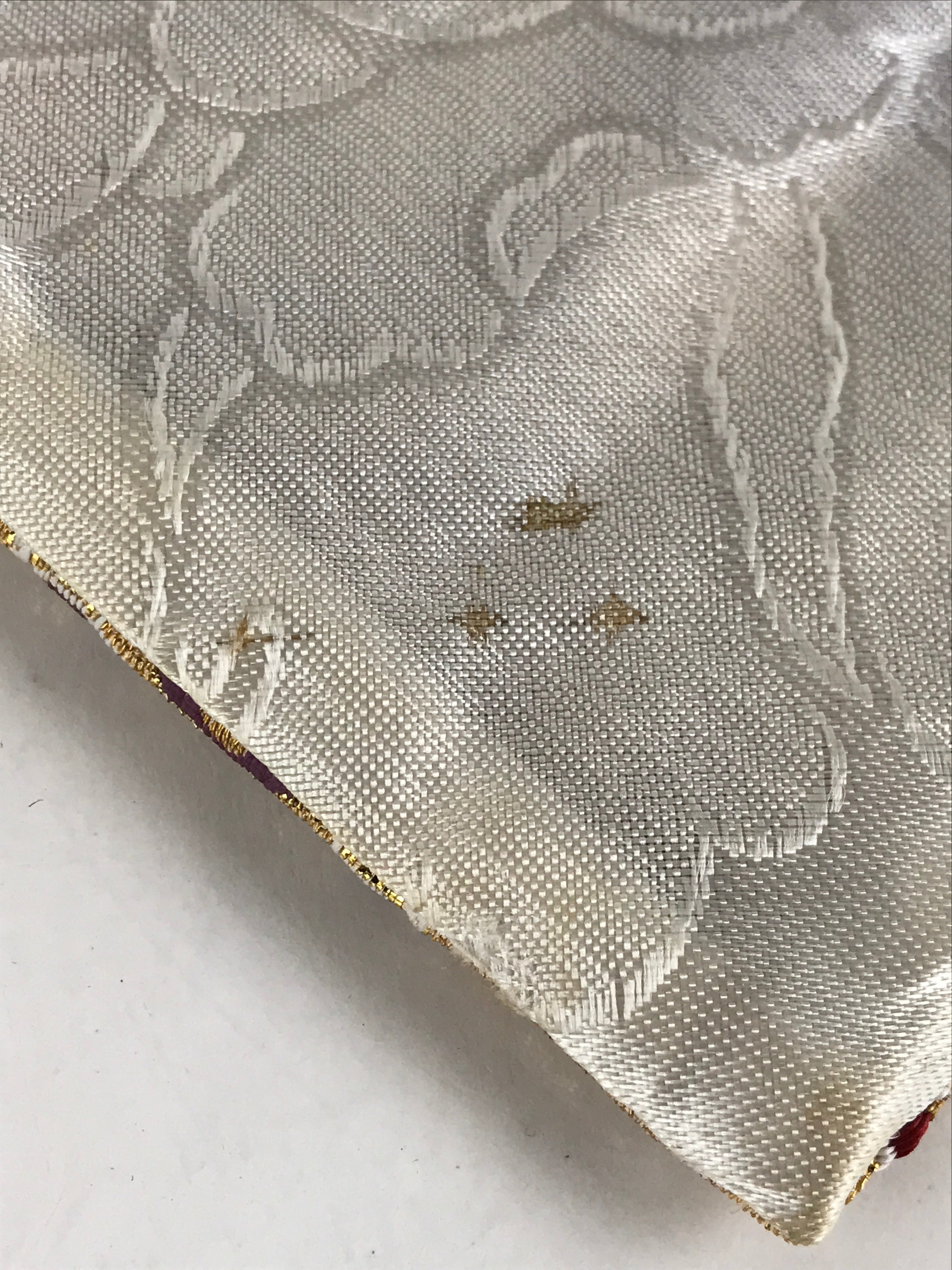 Japanese Buddhist Altar Tablecloth Uchishiki Vtg Triangle Uwajoku Maejyoku Gold