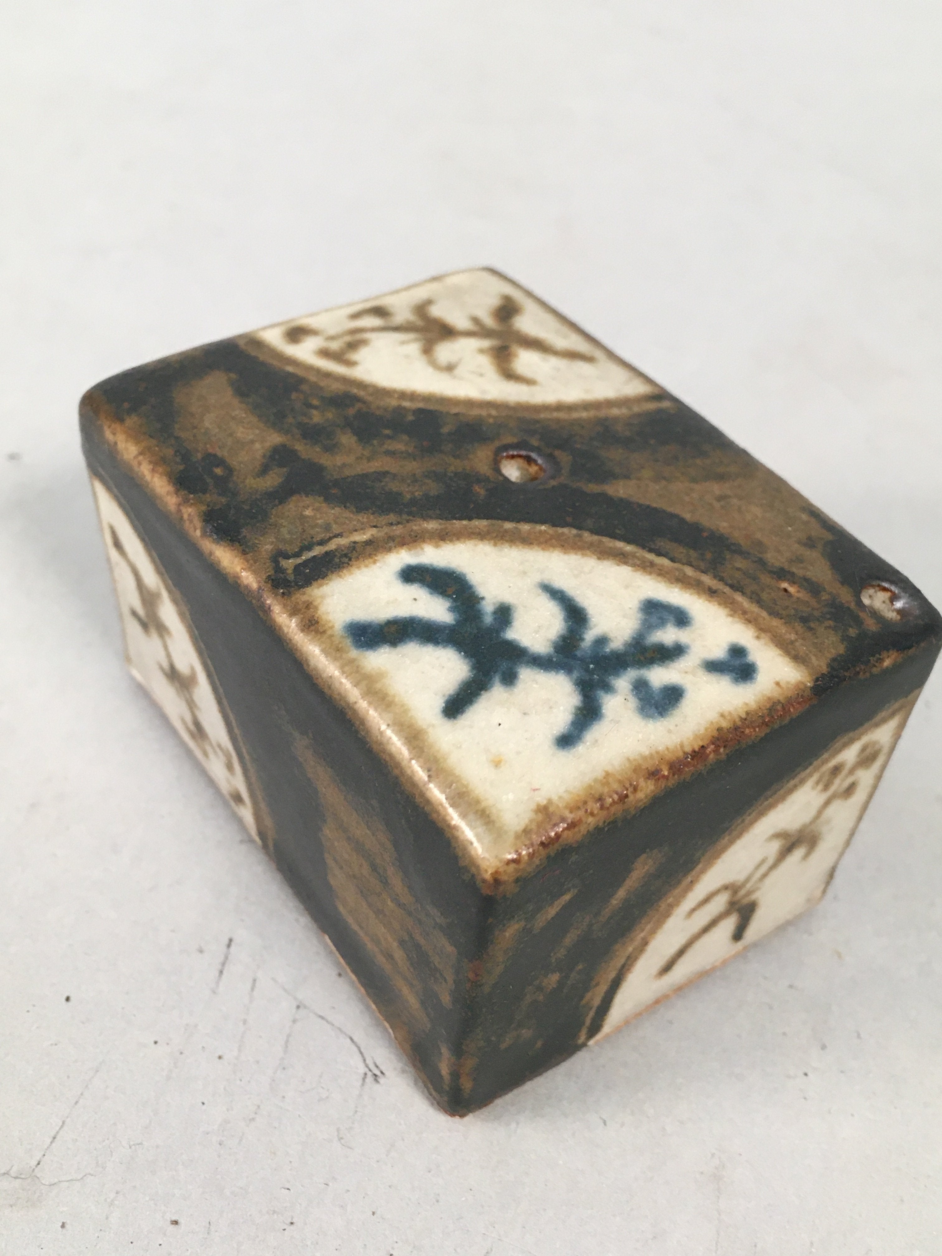 Japanese Calligraphy Water Dropper Suiteki Vtg Pottery Cuboid Brown PP408