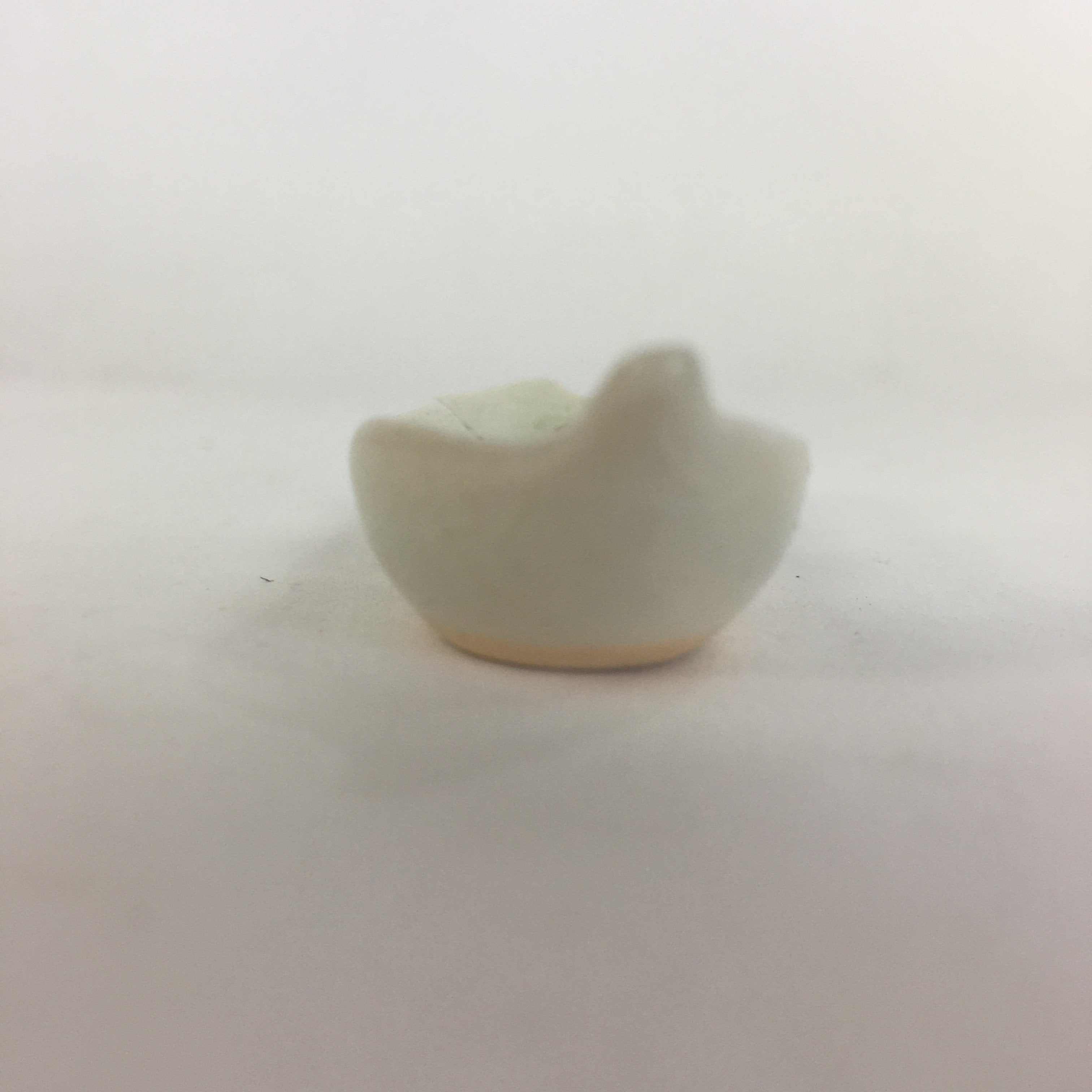 Japanese Ceramic Chopstick Rest Holder Vtg Edamame Beans Shape White CR211