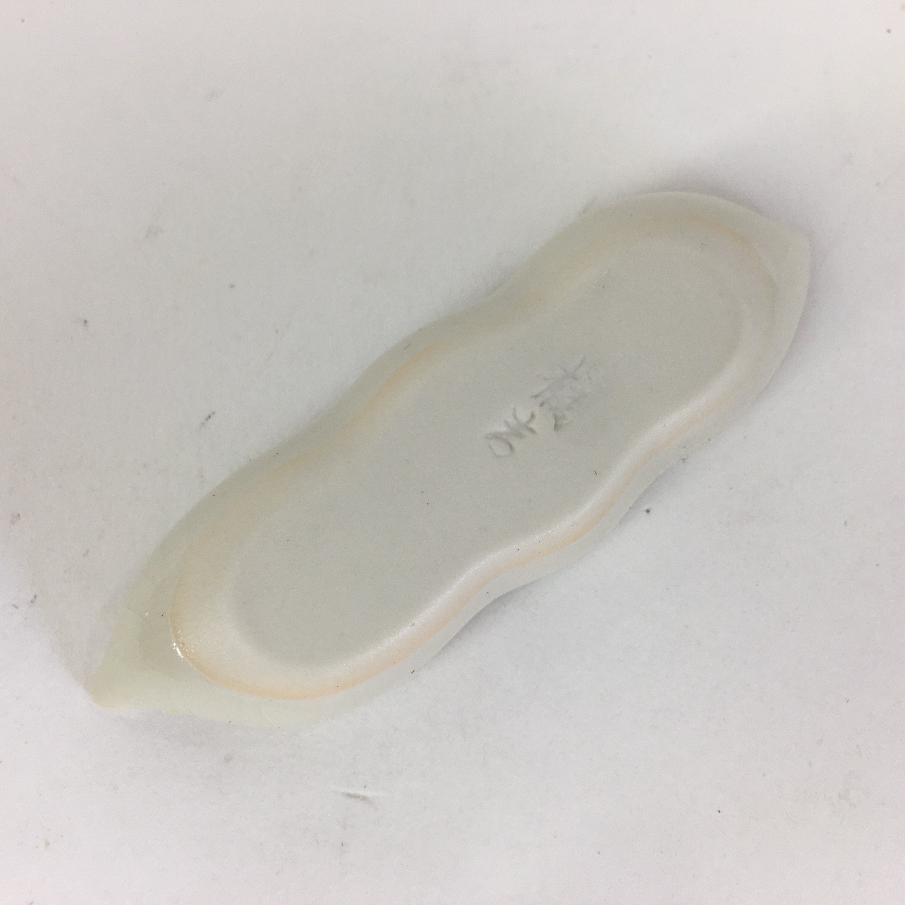 Japanese Ceramic Chopstick Rest Holder Vtg Edamame Beans Shape White CR213