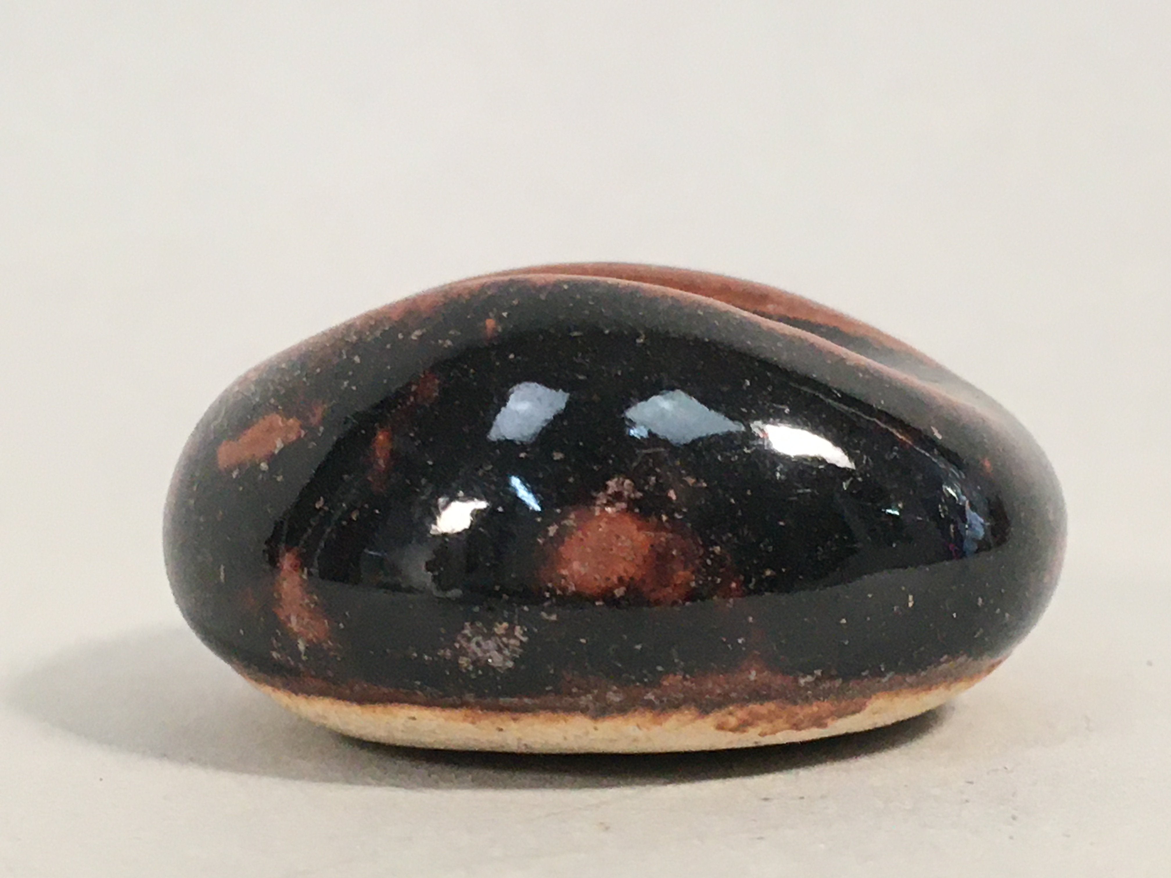 Japanese Ceramic Chopstick Rest Holder Vtg Pottery Round Black Brown CR198