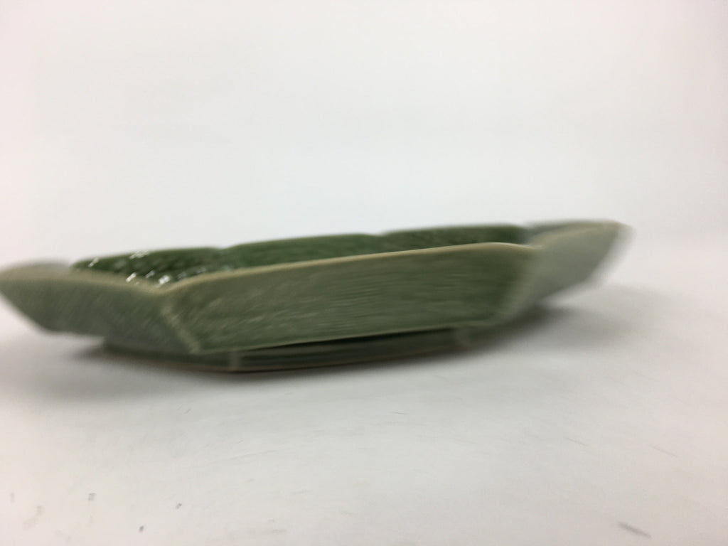Japanese Ceramic Green glaze Plate Vtg Octagon Shape Sara Plants PP906