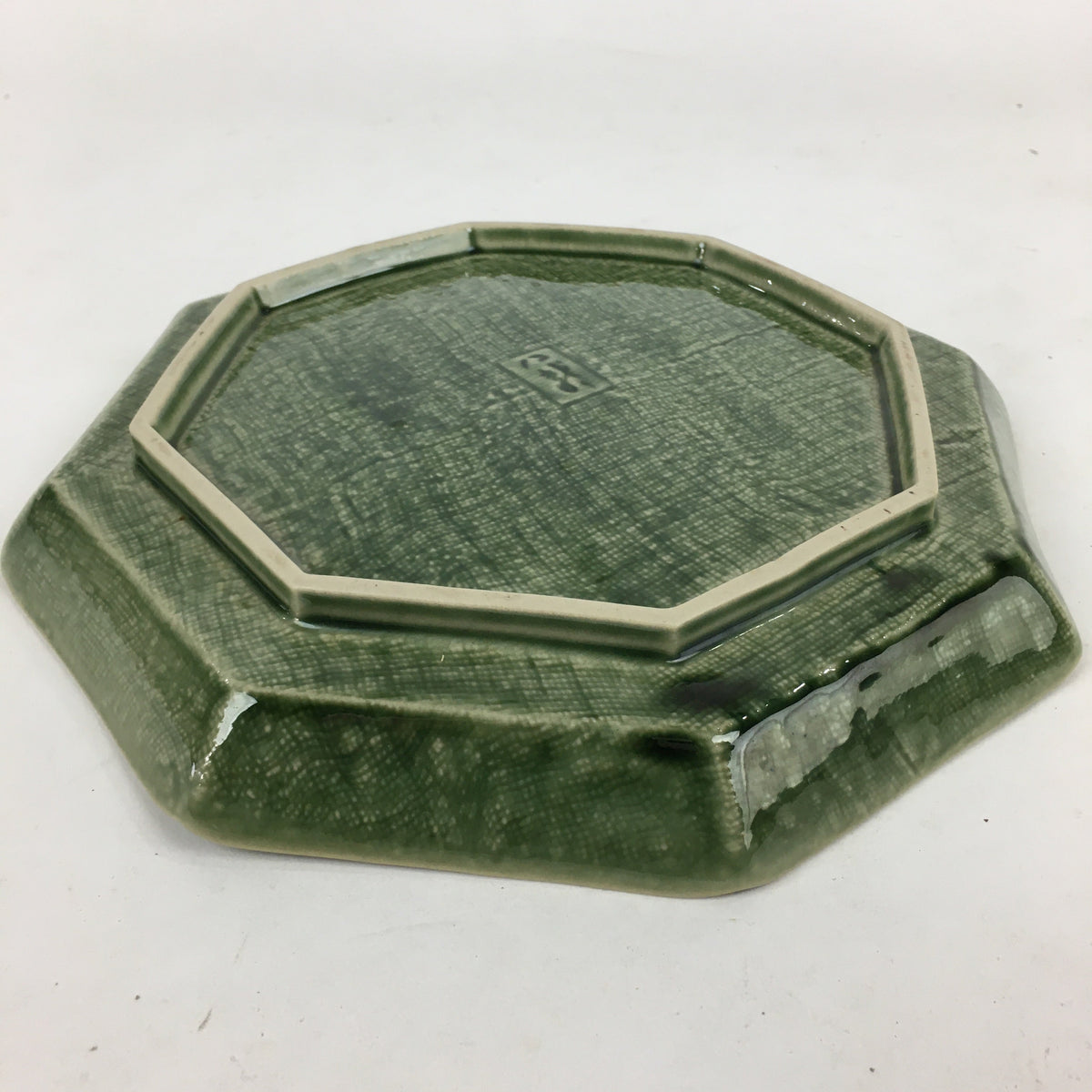 Japanese Ceramic Green glaze Plate Vtg Octagon Shape Sara Plants PP906