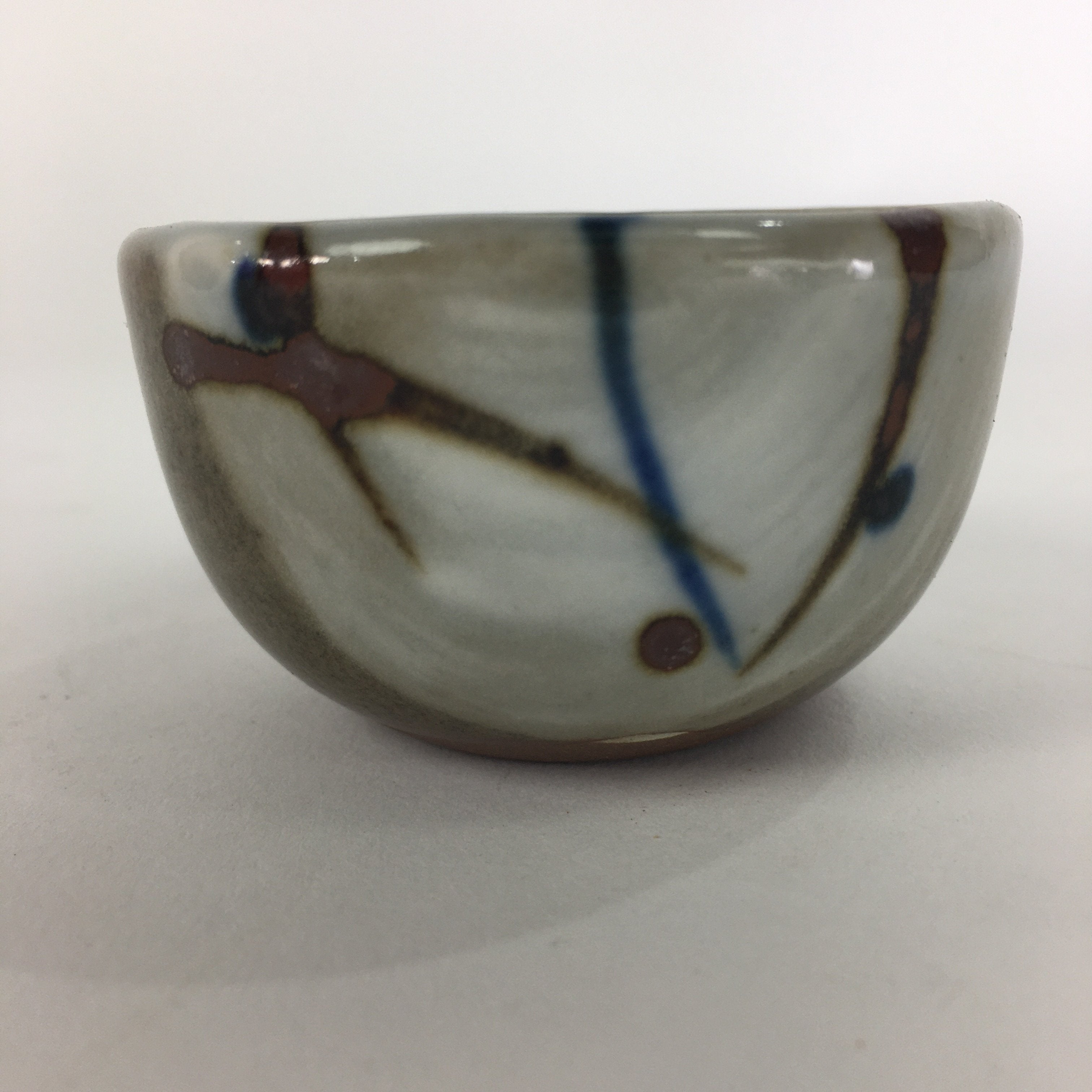 Japanese Ceramic Hagi Ware Sake Cup Vtg Guinomi Grey White Pottery GU974
