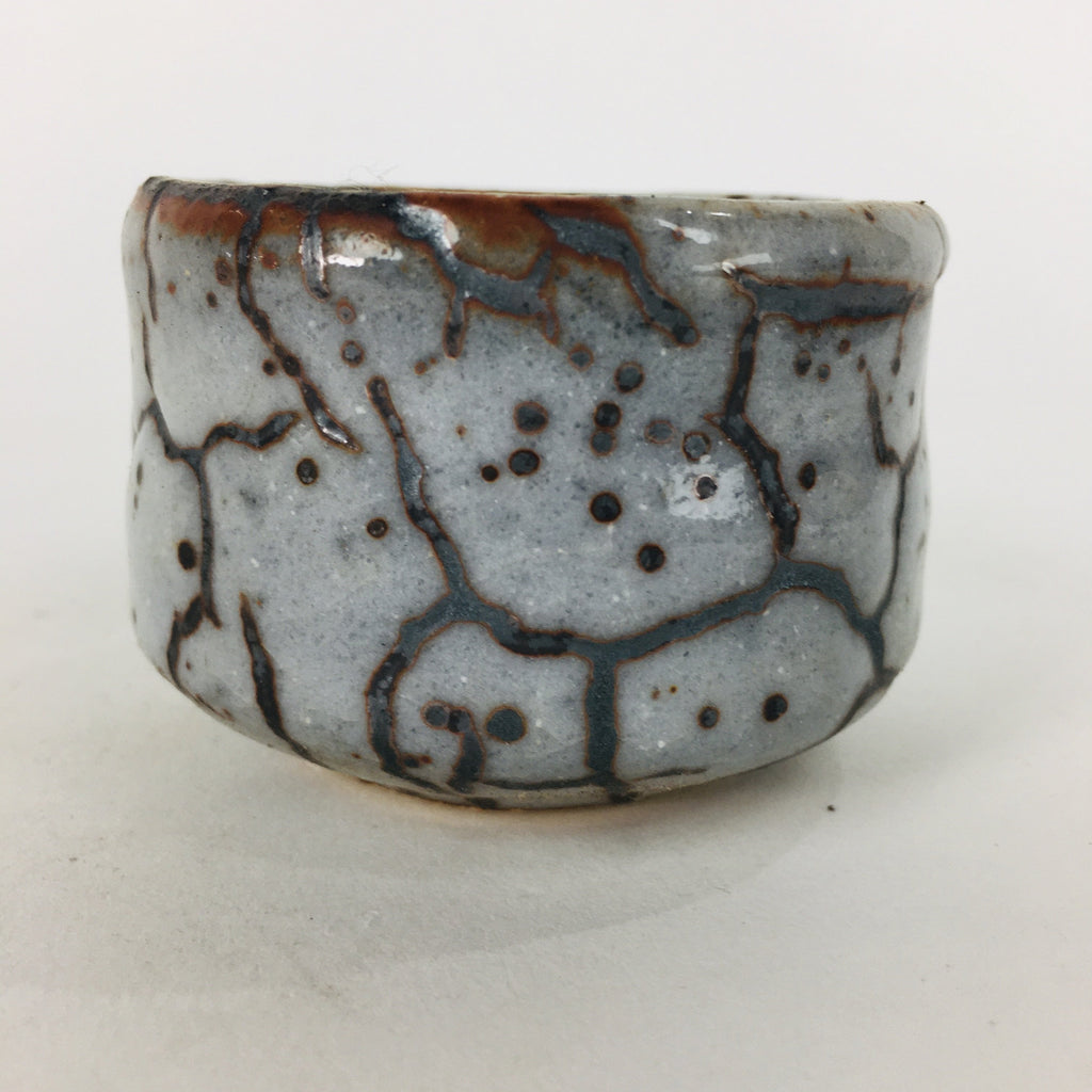 Japanese Ceramic Hagi Ware Sake Cup Vtg Guinomi Ochoko White Glaze GU907
