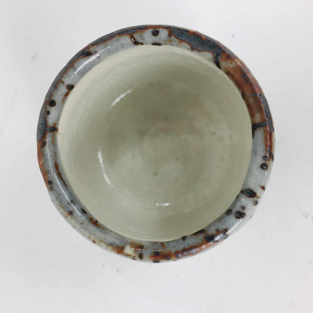 Japanese Ceramic Hagi Ware Sake Cup Vtg Guinomi Ochoko White Glaze GU907