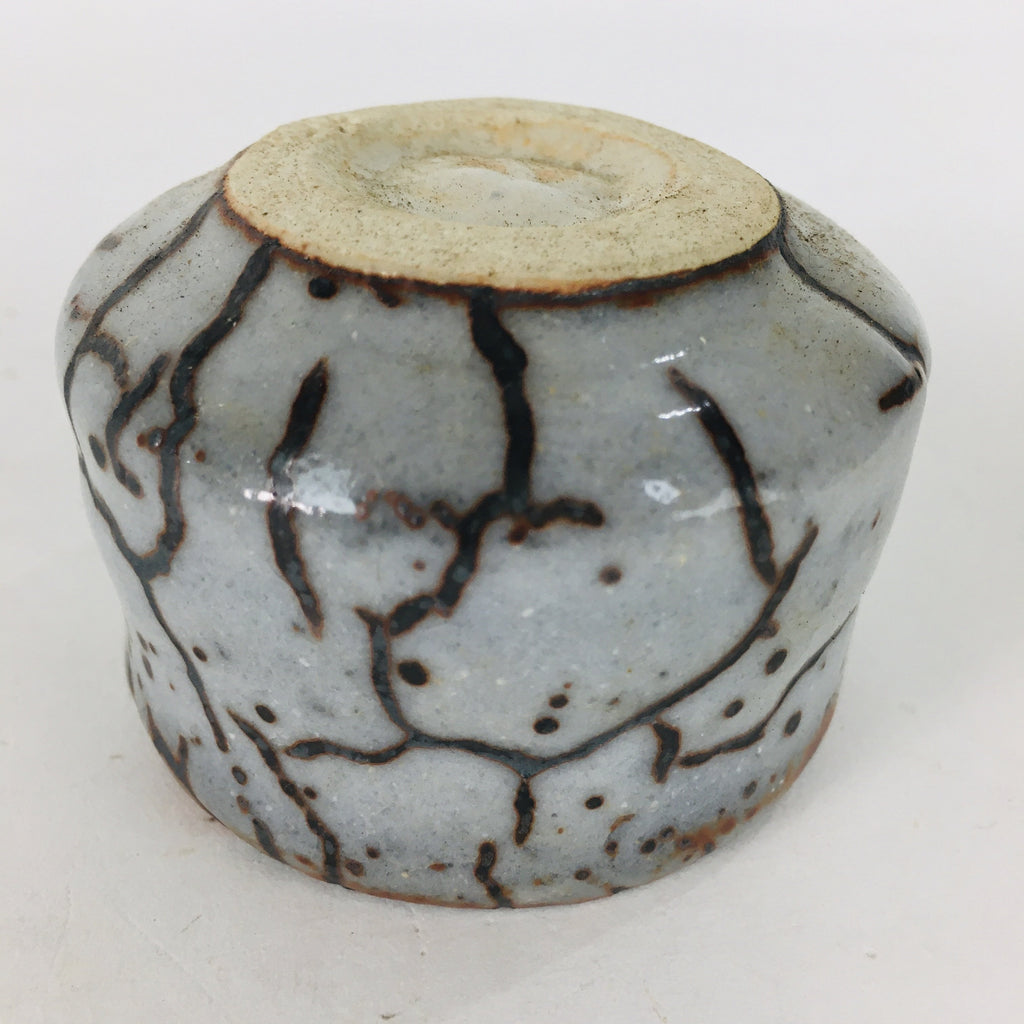 Japanese Ceramic Hagi Ware Sake Cup Vtg Guinomi Ochoko White Glaze GU907