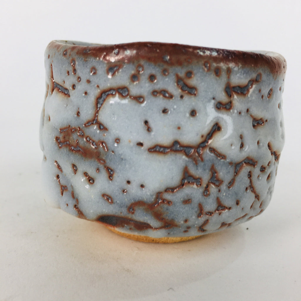 Japanese Ceramic Hagi Ware Sake Cup Vtg Guinomi Ochoko White Glaze GU908