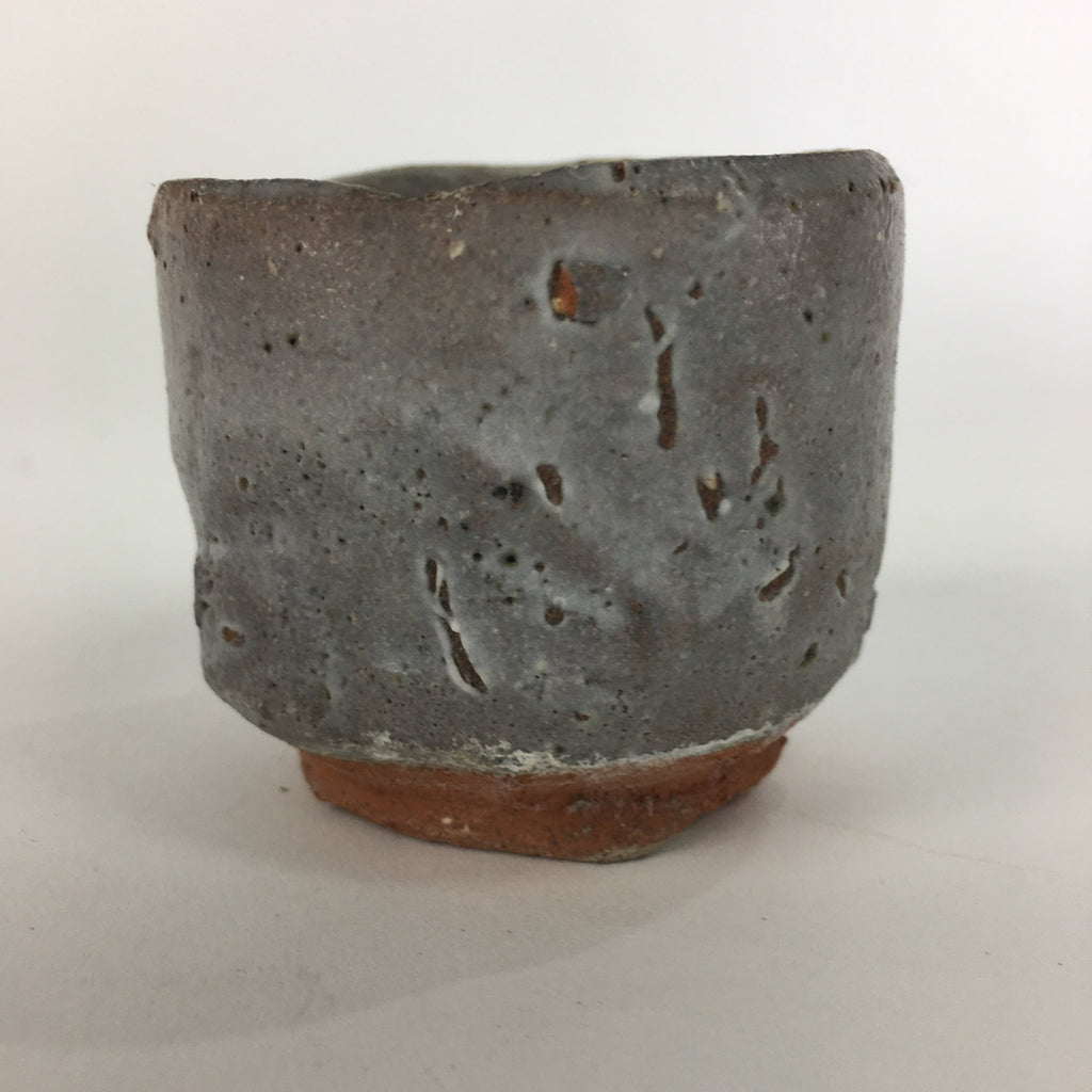 Japanese Ceramic Hagi Ware Sake Cup Vtg Guinomi White Red Clay Pottery GU975