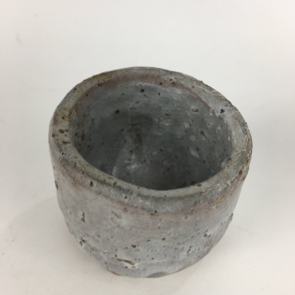Japanese Ceramic Hagi Ware Sake Cup Vtg Guinomi White Red Clay Pottery GU975