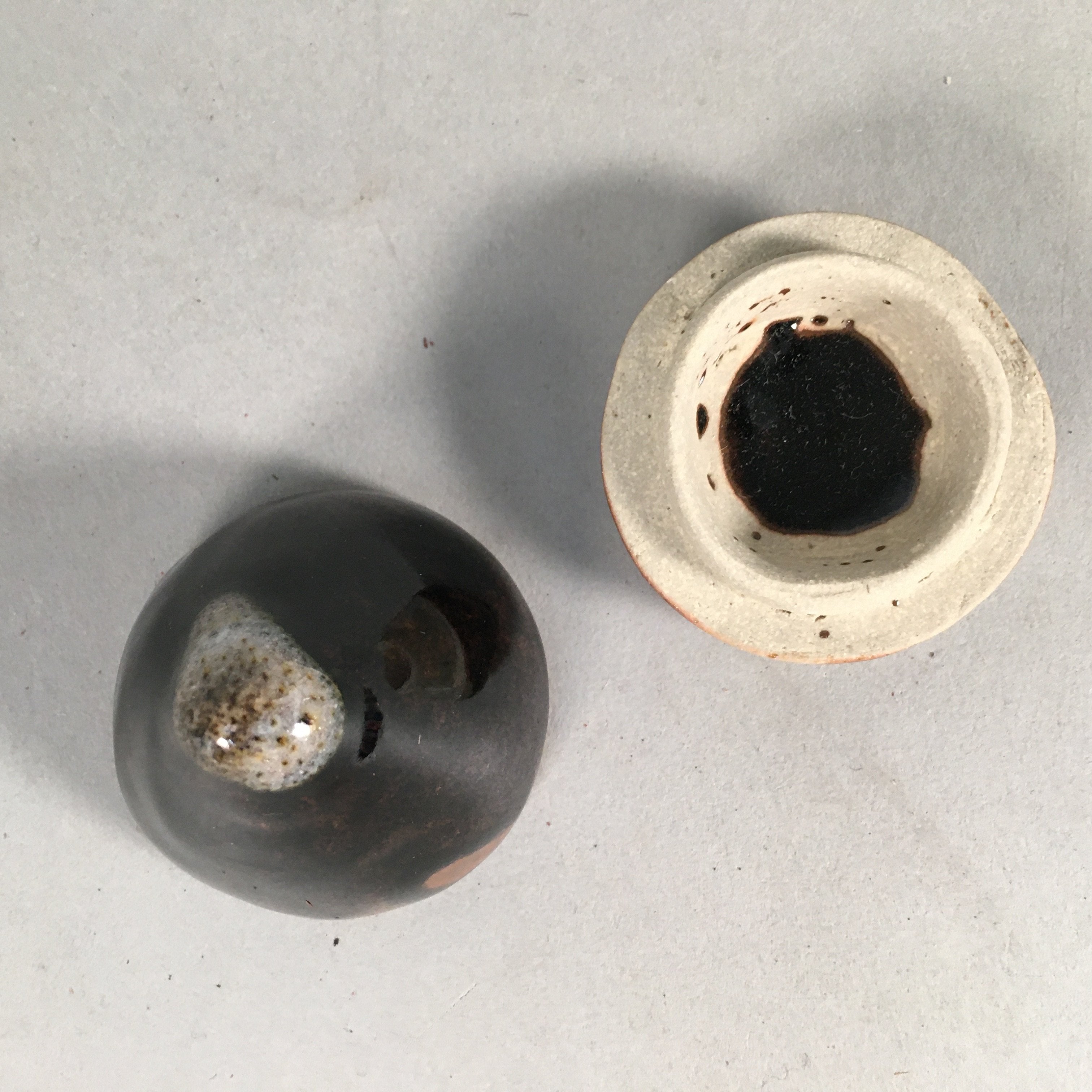 Japanese Ceramic Incense Container Vtg Pottery Kogo Black Tear Drop PP397