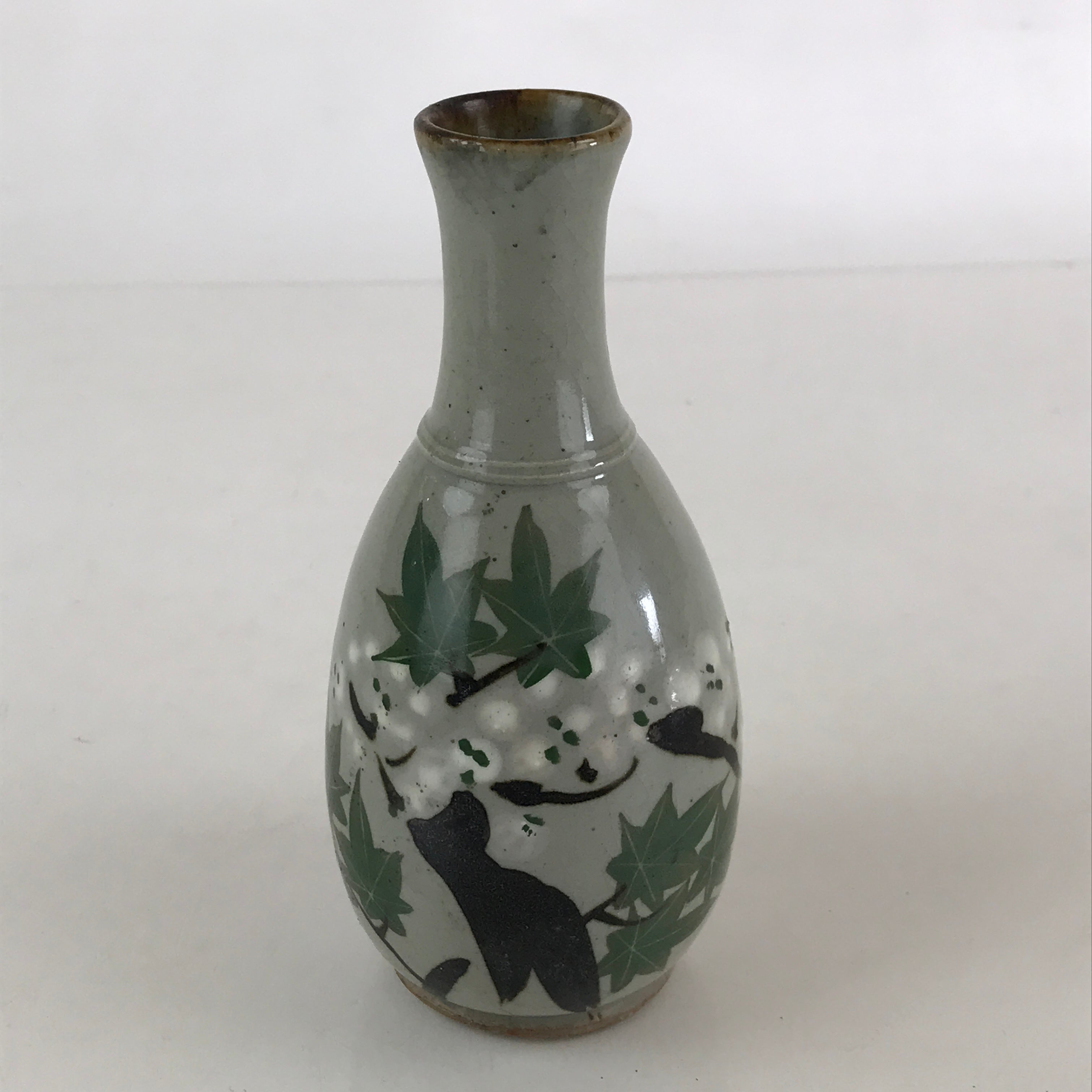 Japanese Ceramic Inuyama Ware Sake Bottle Vtg Pottery Yakimono Tokkuri Gray TS49