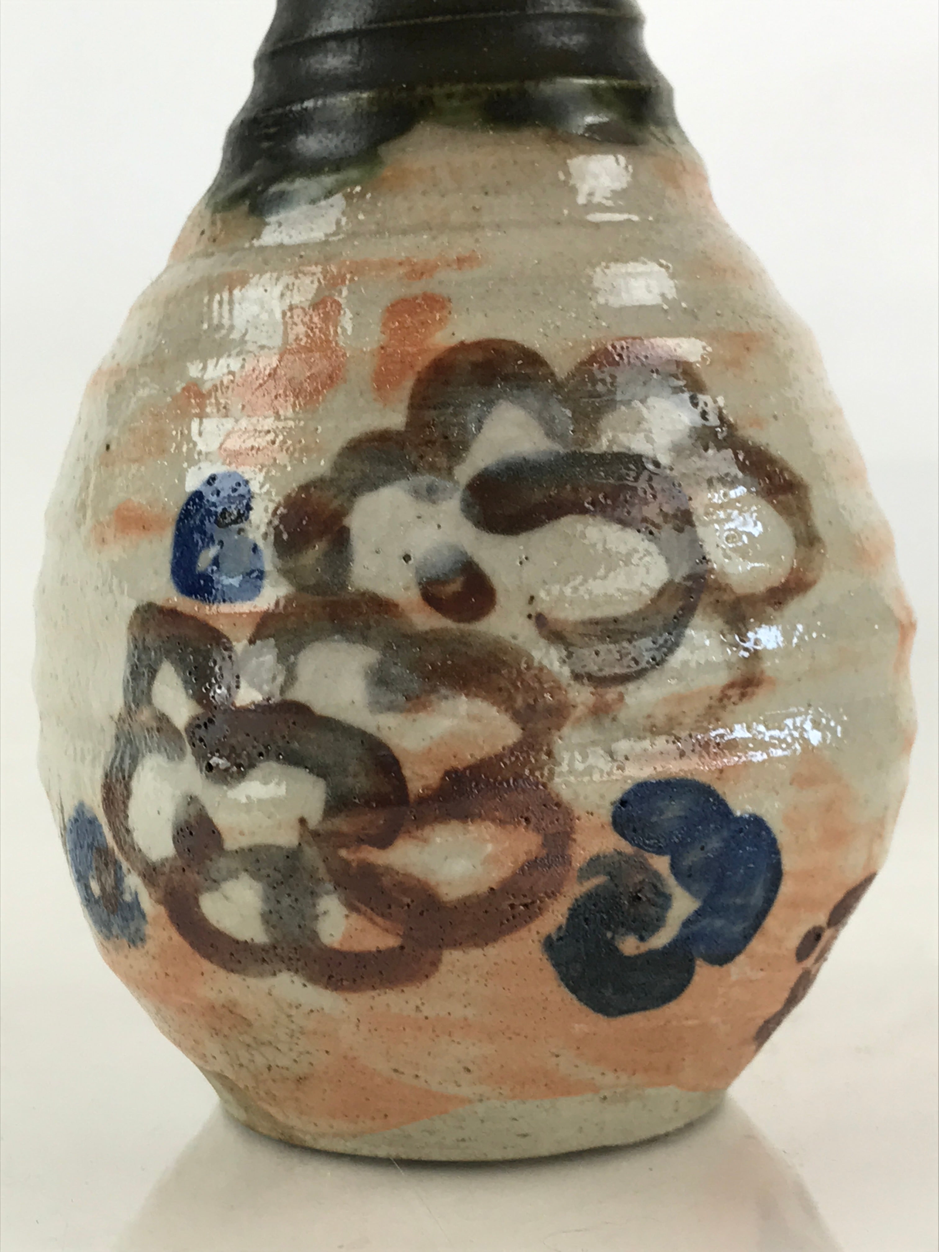 Japanese Ceramic Kishu Ware Aoi Kiln Sake Bottle Pottery Yakimono Tokkuri TS492