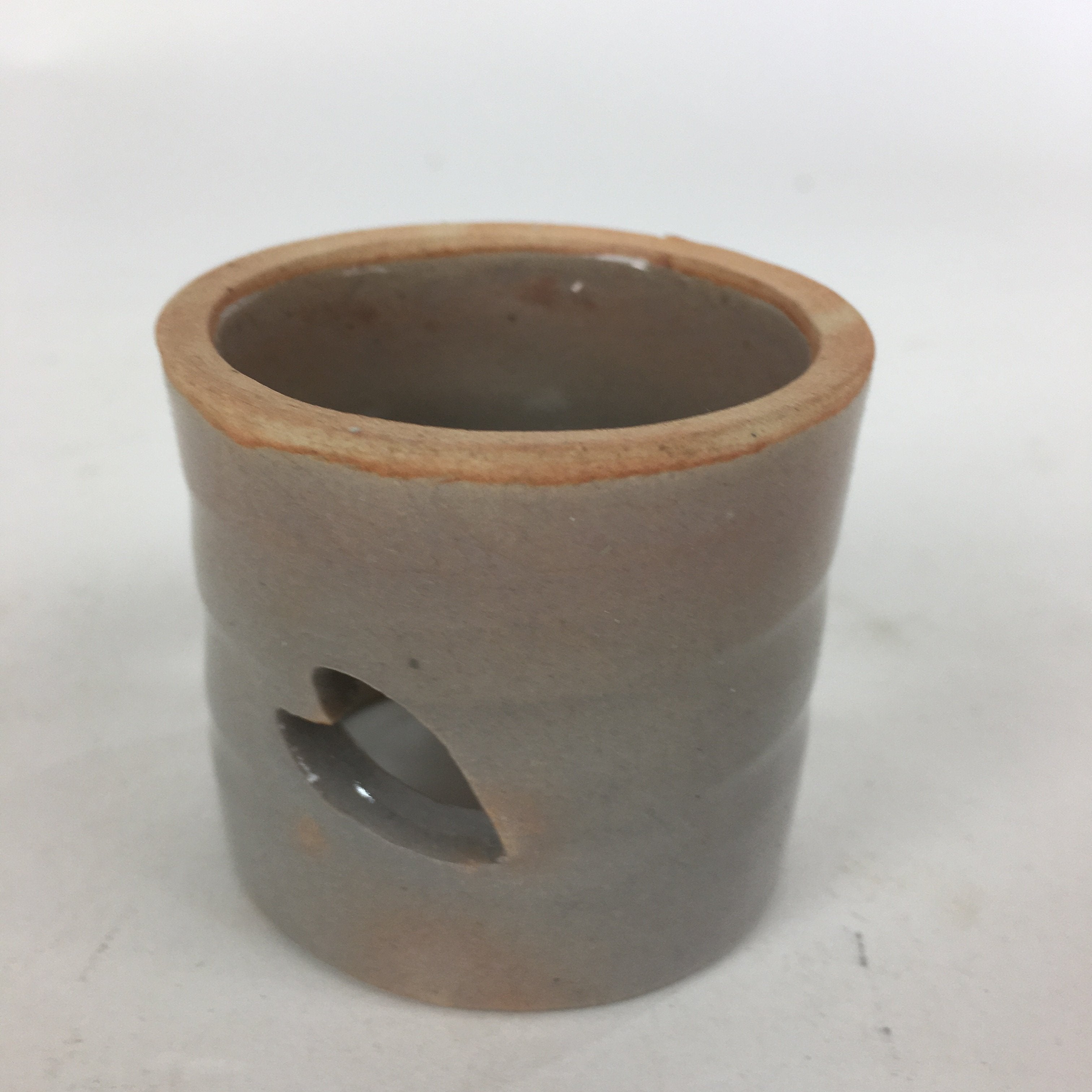 Japanese Ceramic Ladle Rest Lid Stand Tea Ceremony Vtg Petal Gray Futaoki TG157