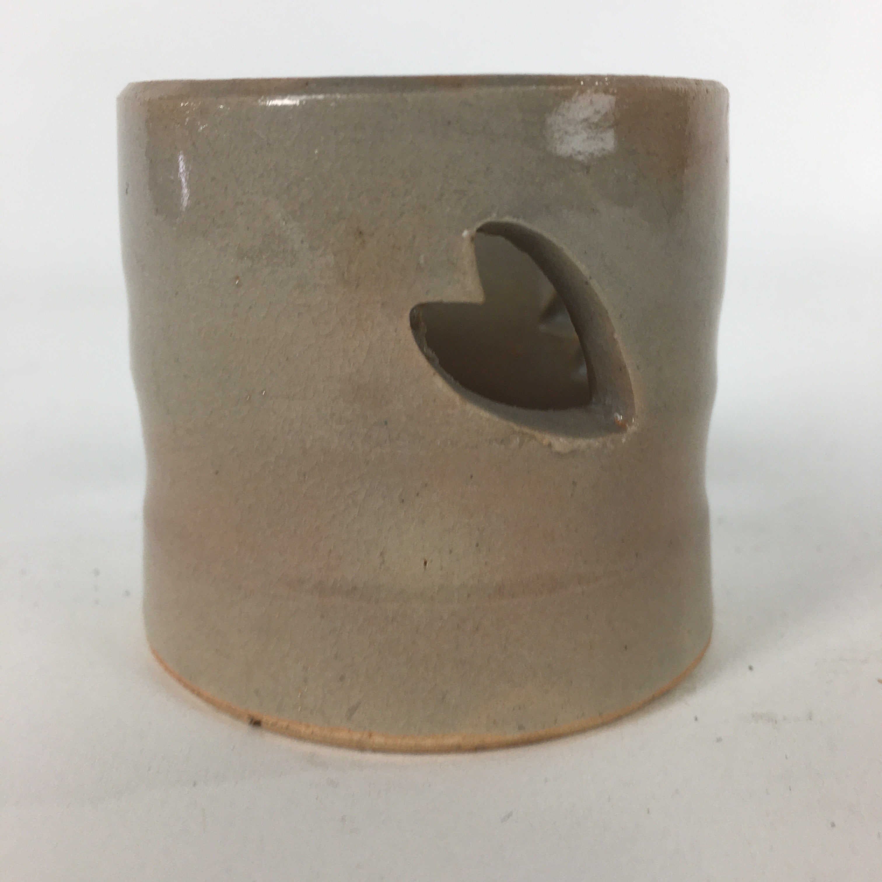Japanese Ceramic Ladle Rest Lid Stand Tea Ceremony Vtg Petal Gray Futaoki TG163