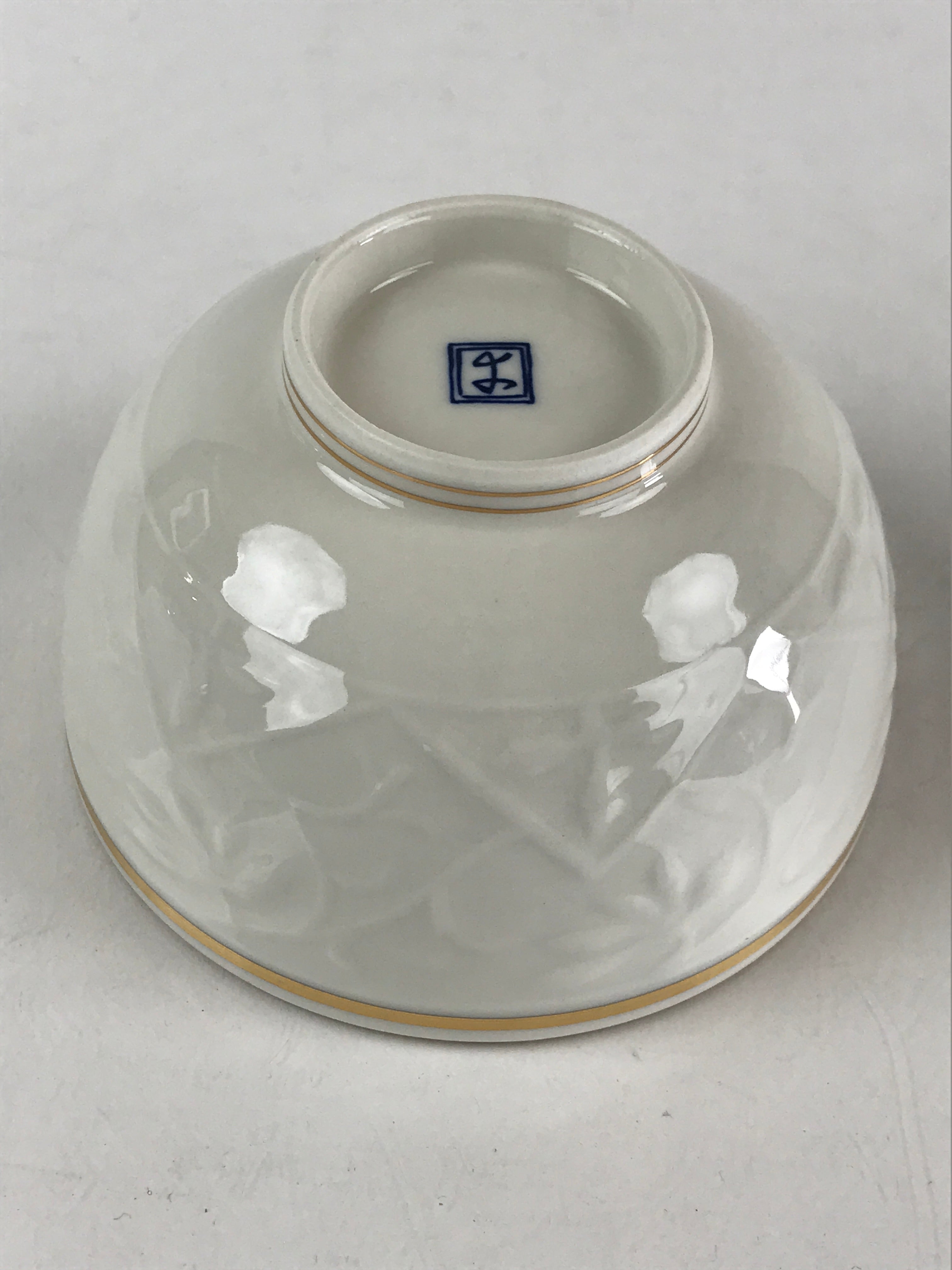 Japanese Ceramic Lidded Rice Bowl White Chawan Vtg Pottery Hand-drawn Flower PY2