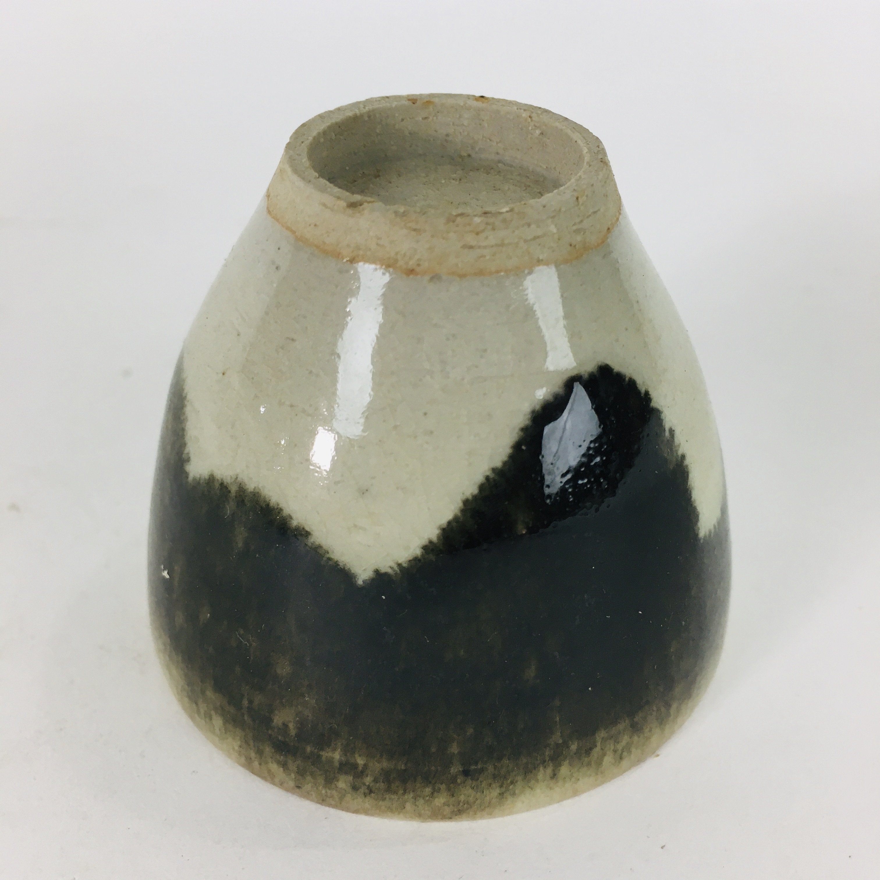 Japanese Ceramic Mino Ware Sake Cup Vtg Guinomi Ochoko White Green GU930