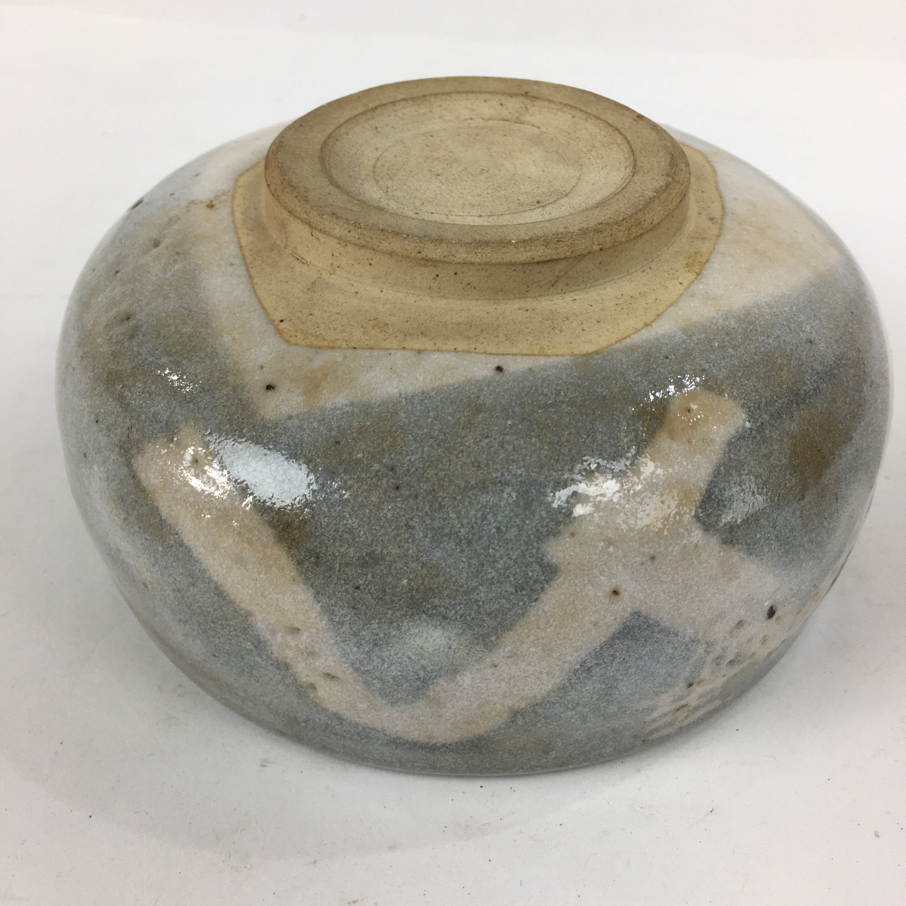 Japanese Ceramic Mino Ware Tea Ceremony Bowl Vtg Gray Mountain Chawan GTB772
