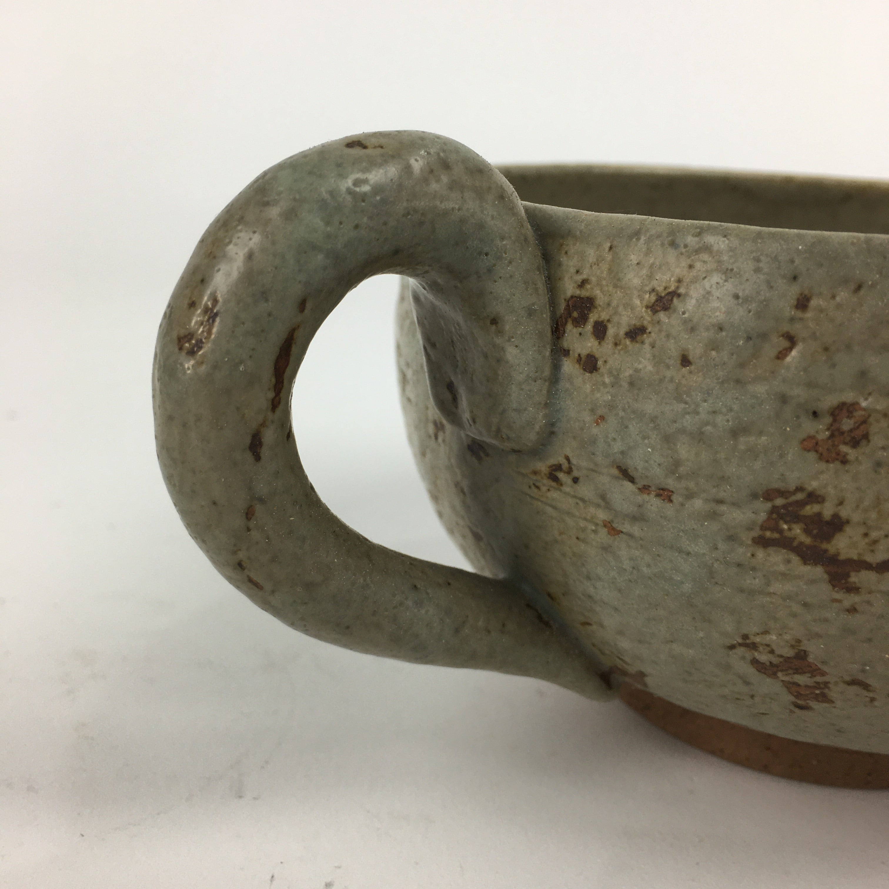 Japanese Ceramic Mug With Spout Vtg Pottery Yakimono Beige Cup PP794