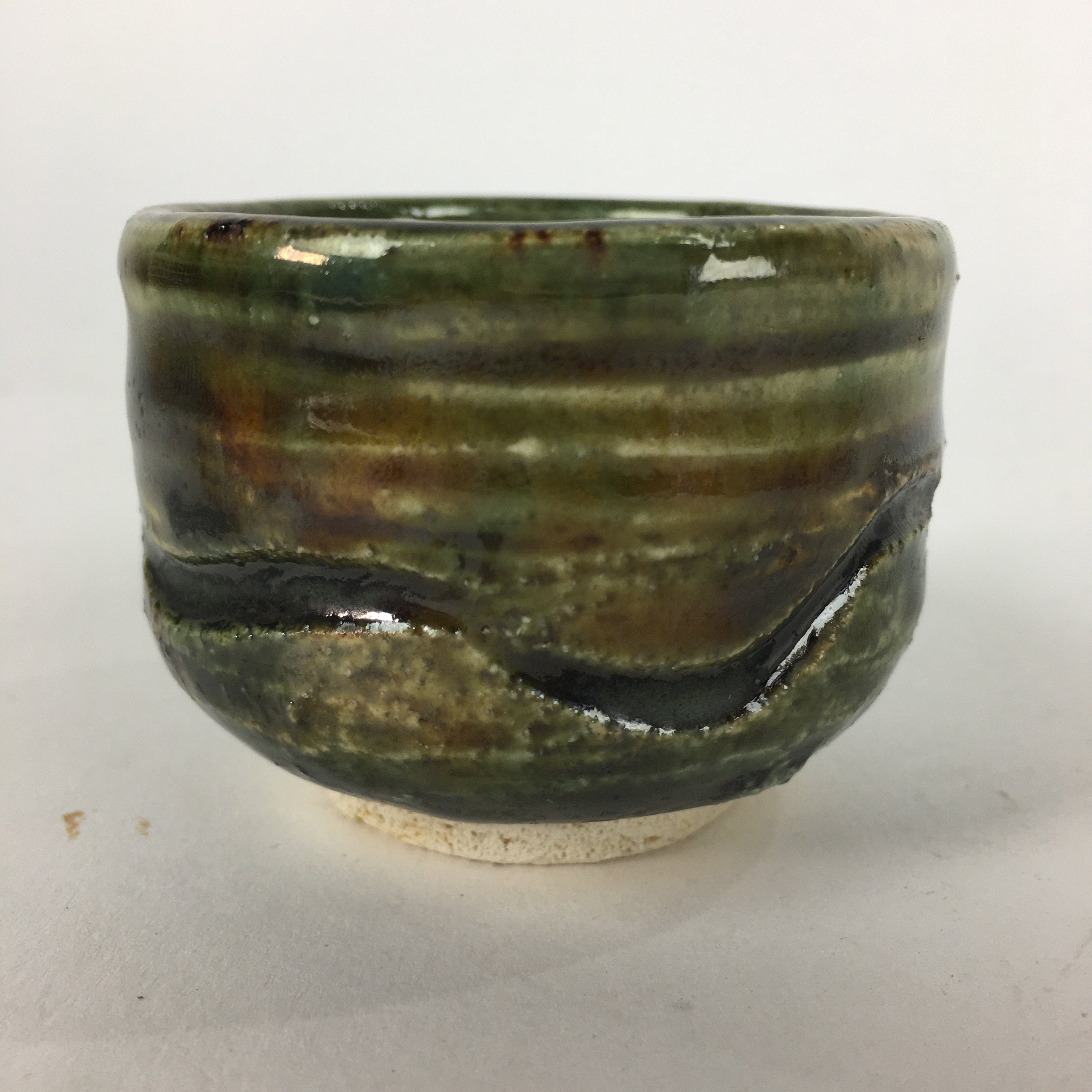 Japanese Ceramic Oribe Ware Sake Cup Vtg Guinomi Ochoko Green Glaze GU968