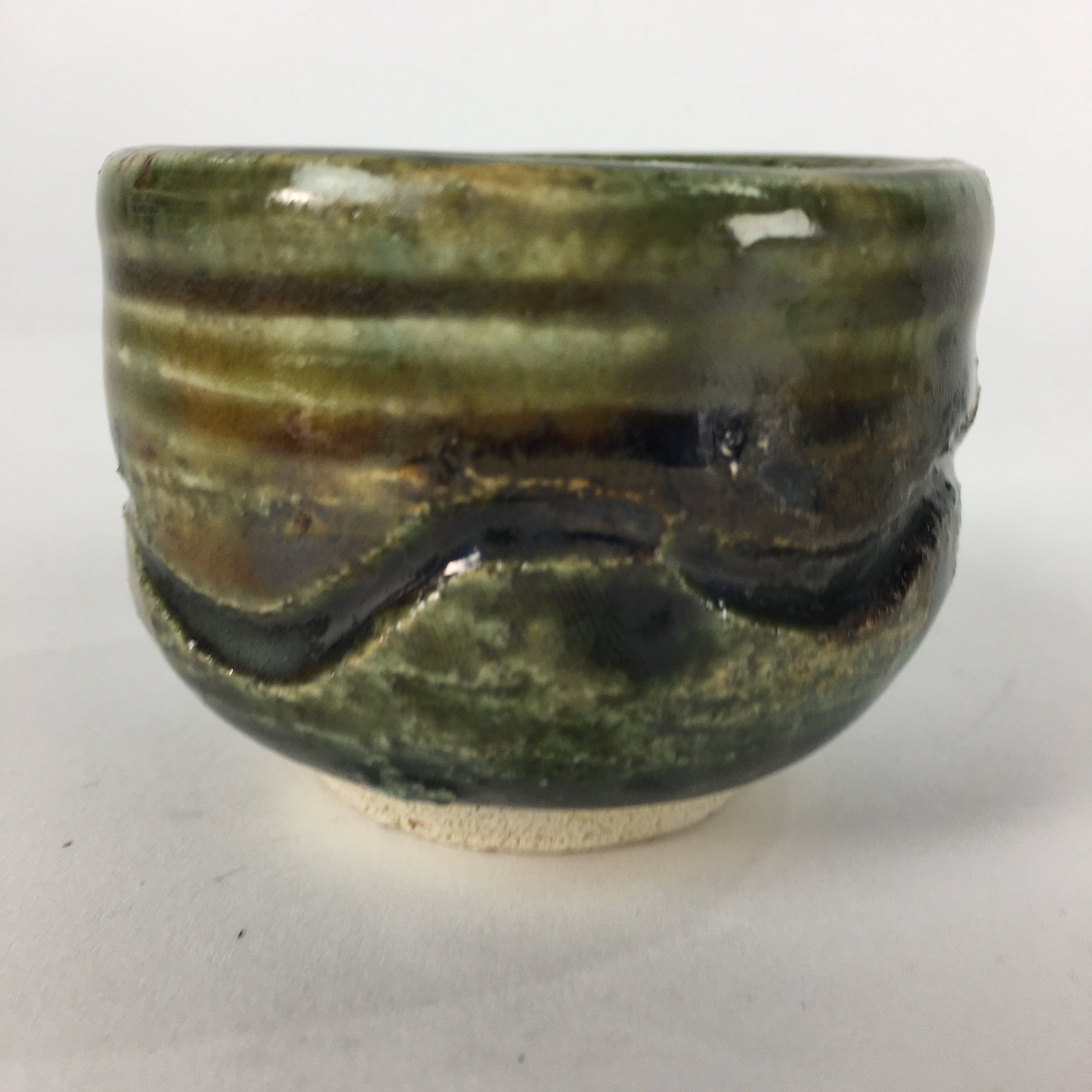 Japanese Ceramic Oribe Ware Sake Cup Vtg Guinomi Ochoko Green Glaze GU968