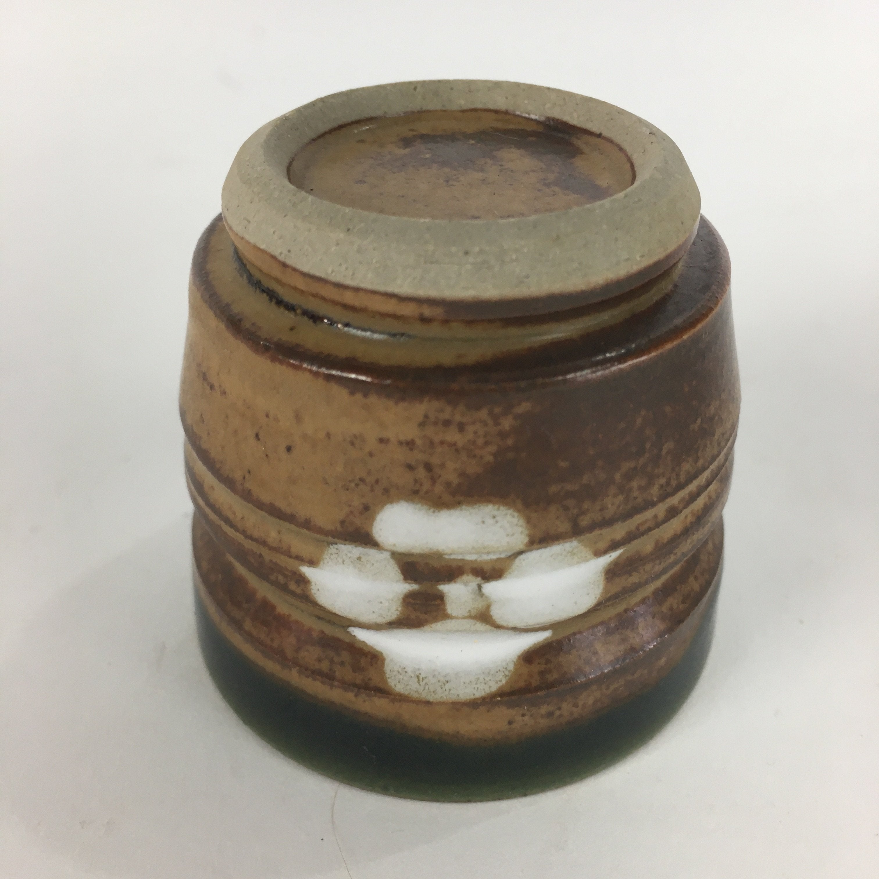 Japanese Ceramic Oribe Ware Sake Cup Vtg Guinomi Ochoko Green Glaze GU973