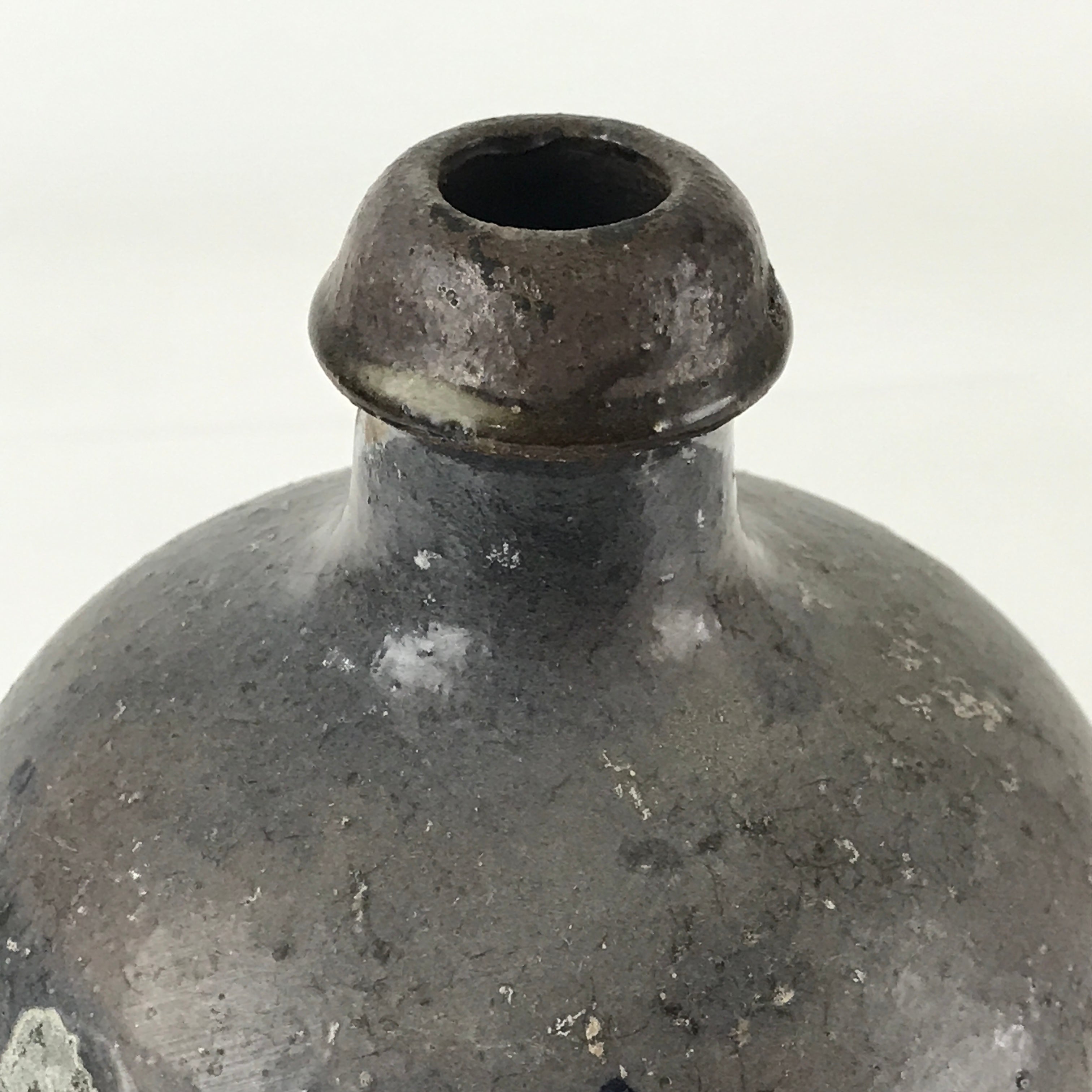 Japanese Ceramic Sake Bottle Tokkuri Vtg Pottery Brown Hand-Written Kanji TS486