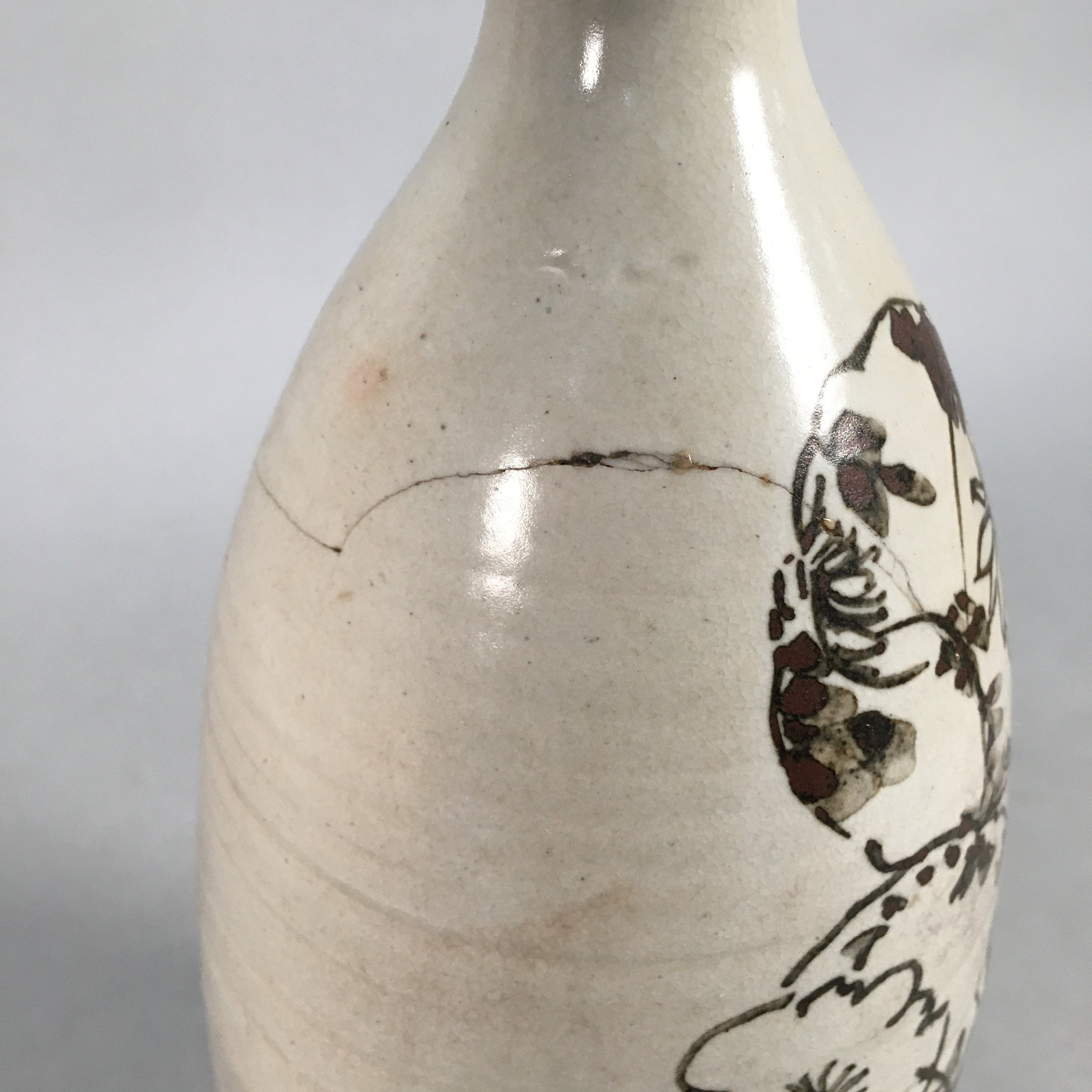 Japanese Ceramic Sake Bottle Tokkuri Vtg Pottery Gray Hand-Painted Flower TS253