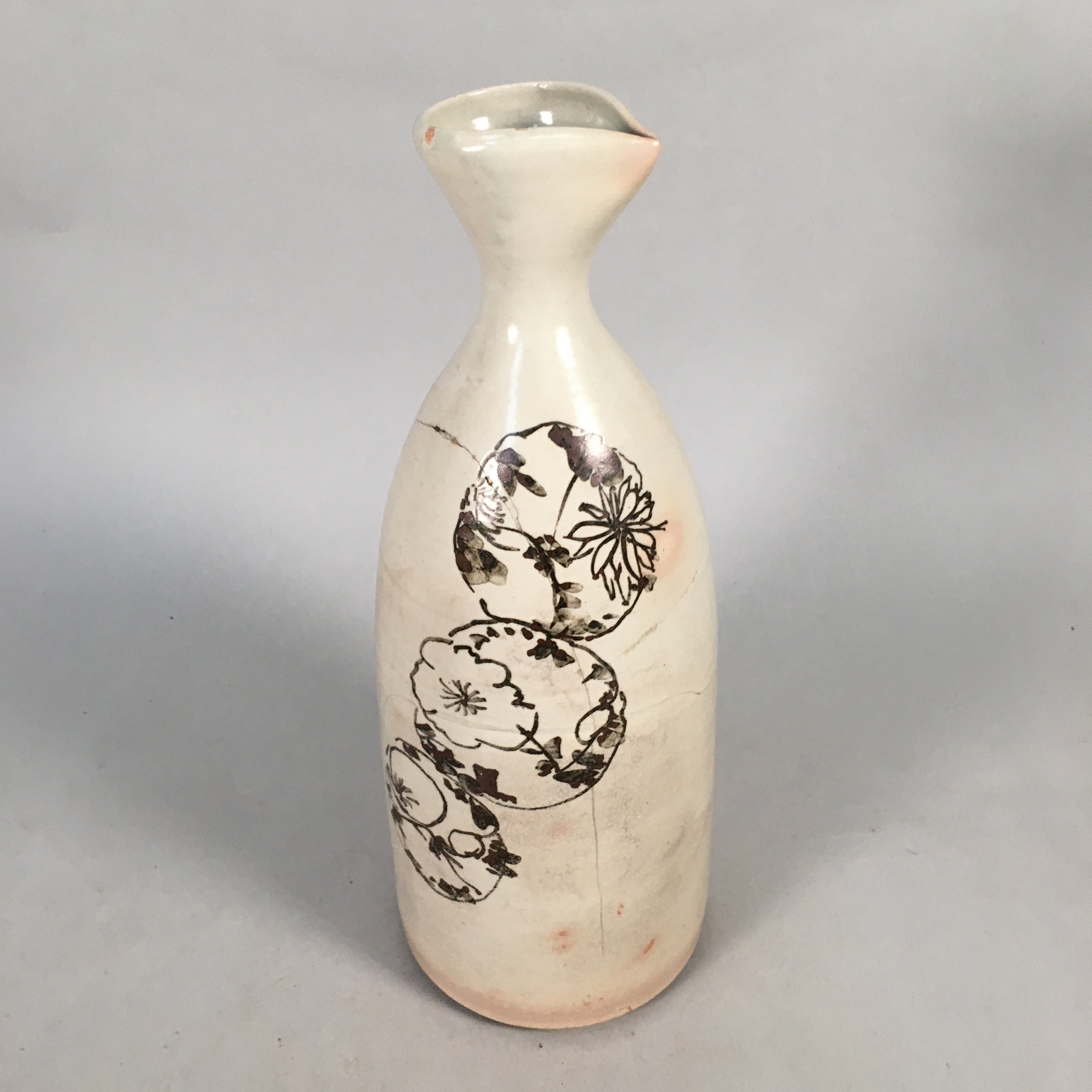 Japanese Ceramic Sake Bottle Tokkuri Vtg Pottery Gray Hand-Painted Flower TS253