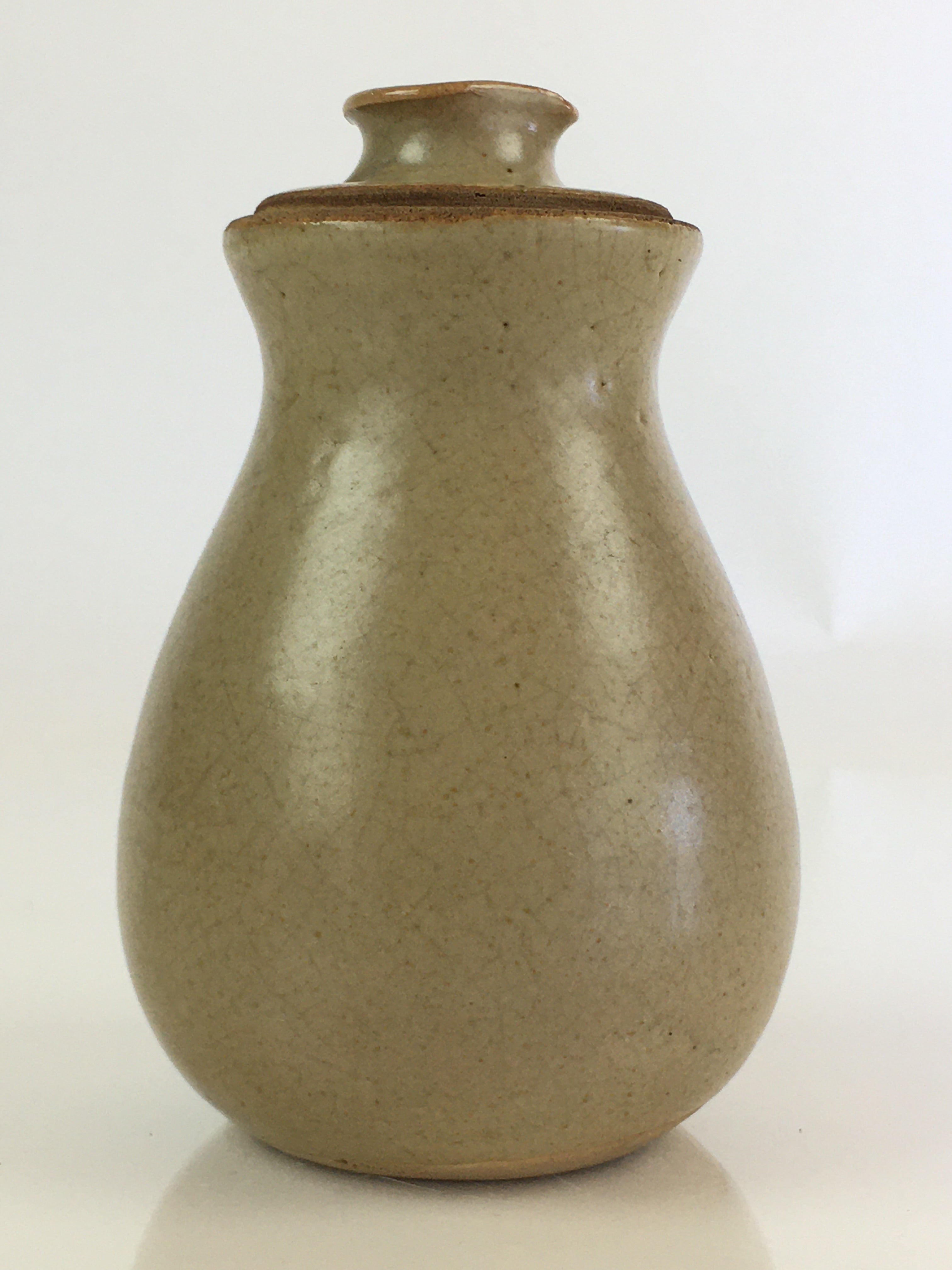 Japanese Ceramic Sake Bottle Vtg Pottery Tokkuri Small Spout Beige TS437